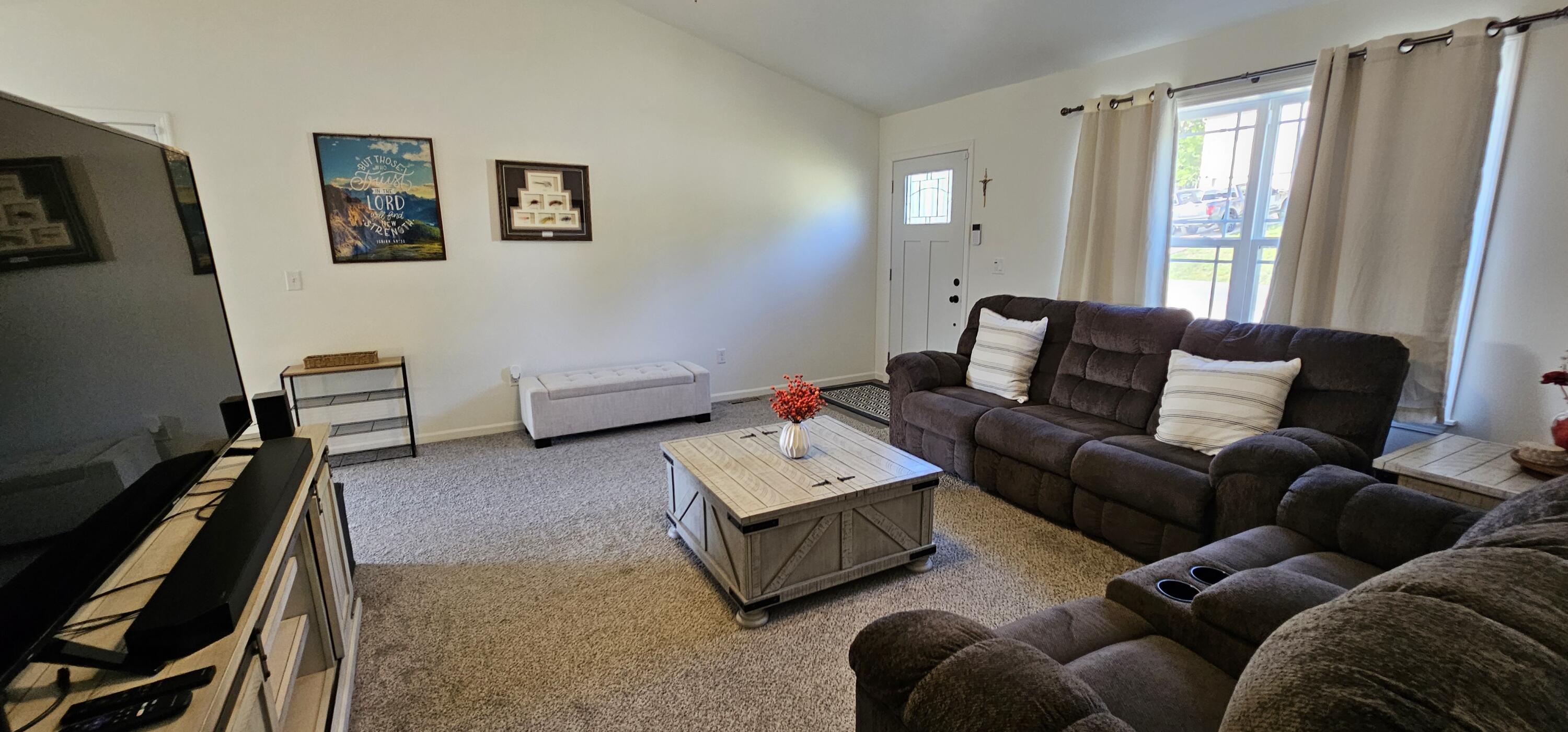 145 Christian Way Property Photo 6