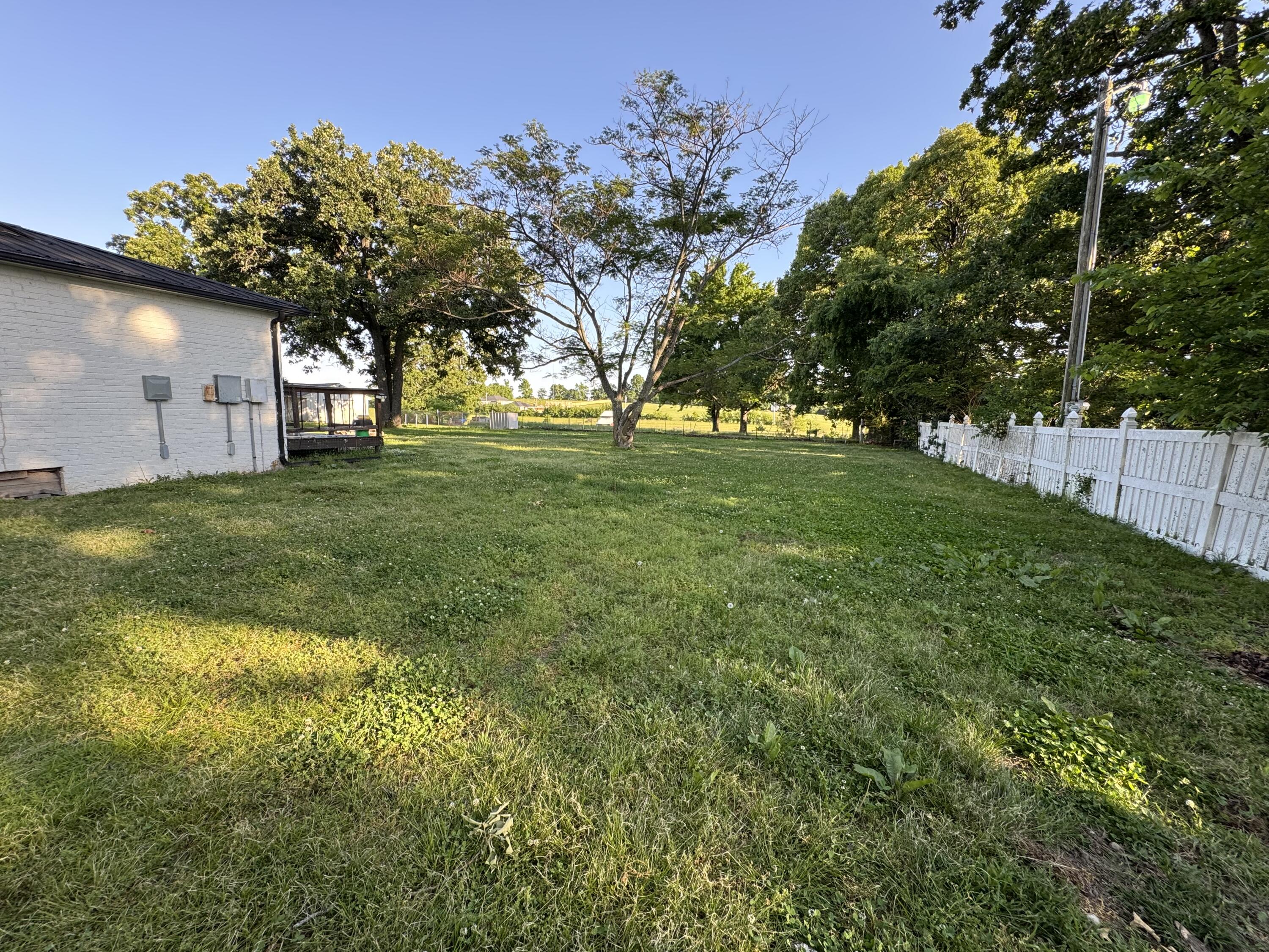 17909 Locust Road Property Photo 7