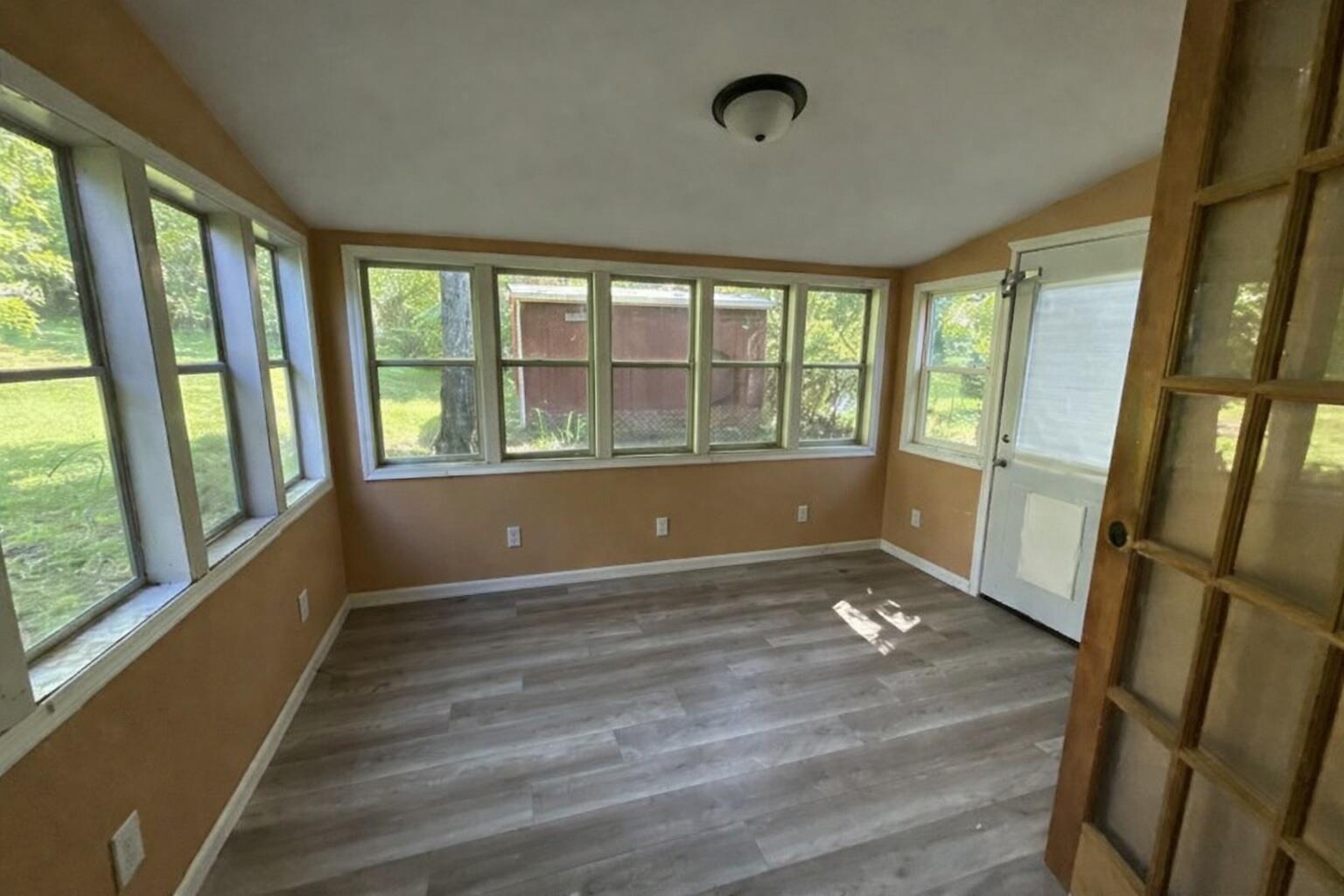 109 College Street Property Photo 10