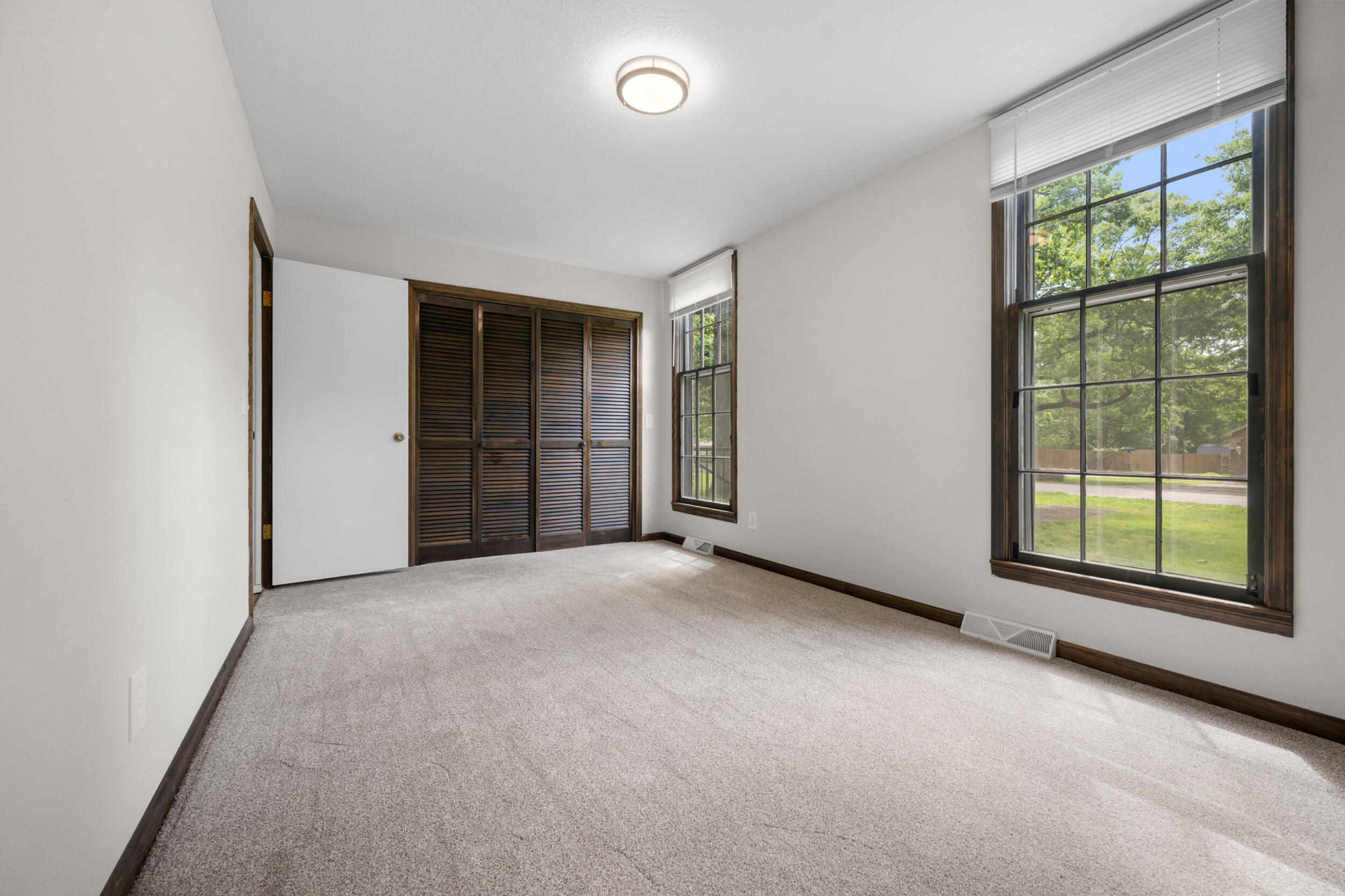 714 North Claud Avenue Property Photo 32