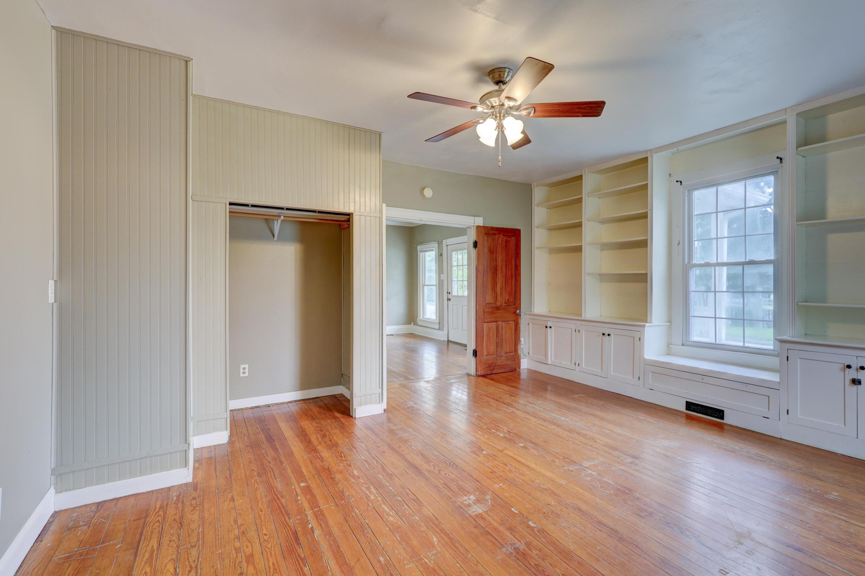 813 Lyon Street Property Photo 15