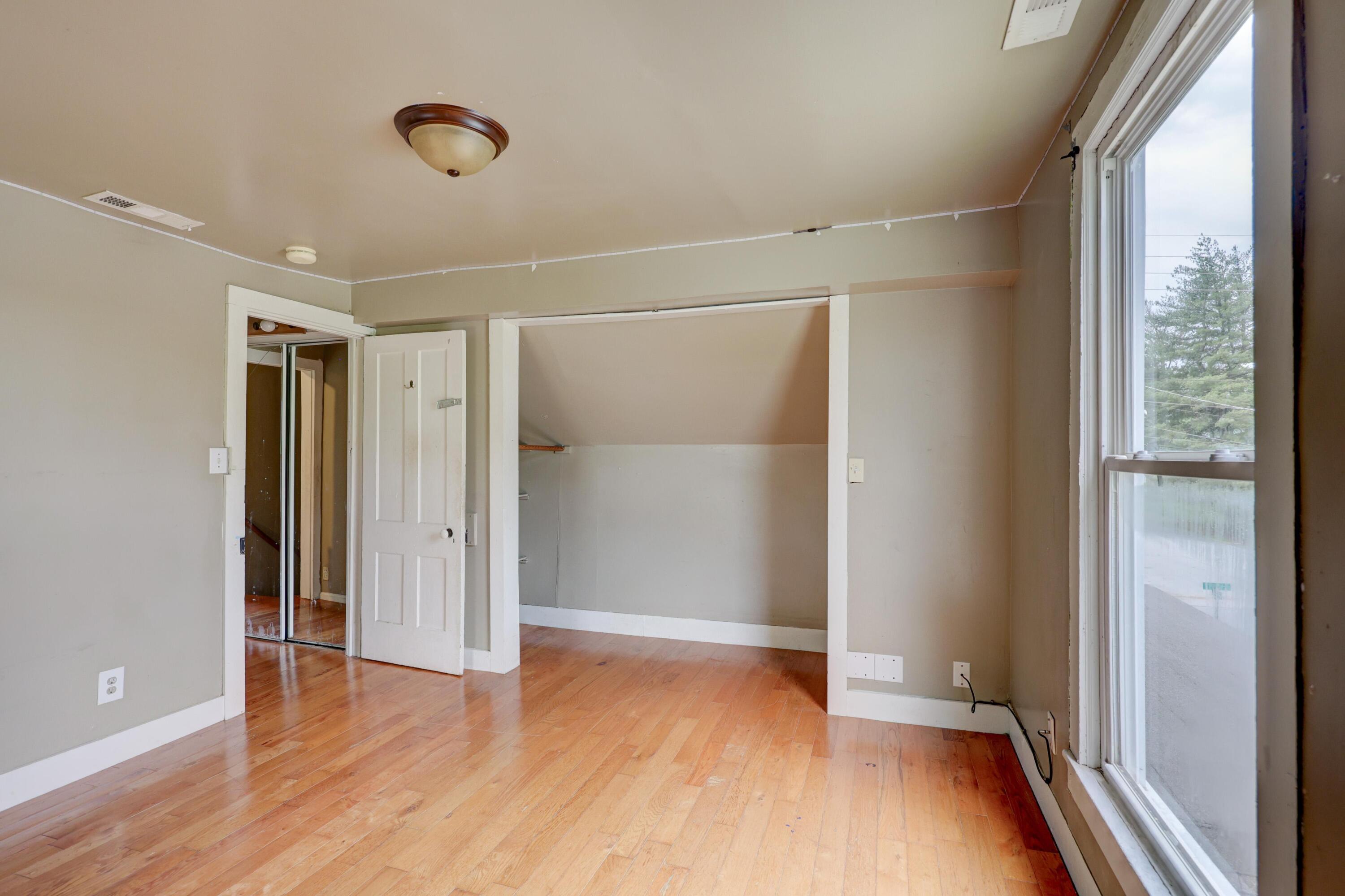813 Lyon Street Property Photo 34