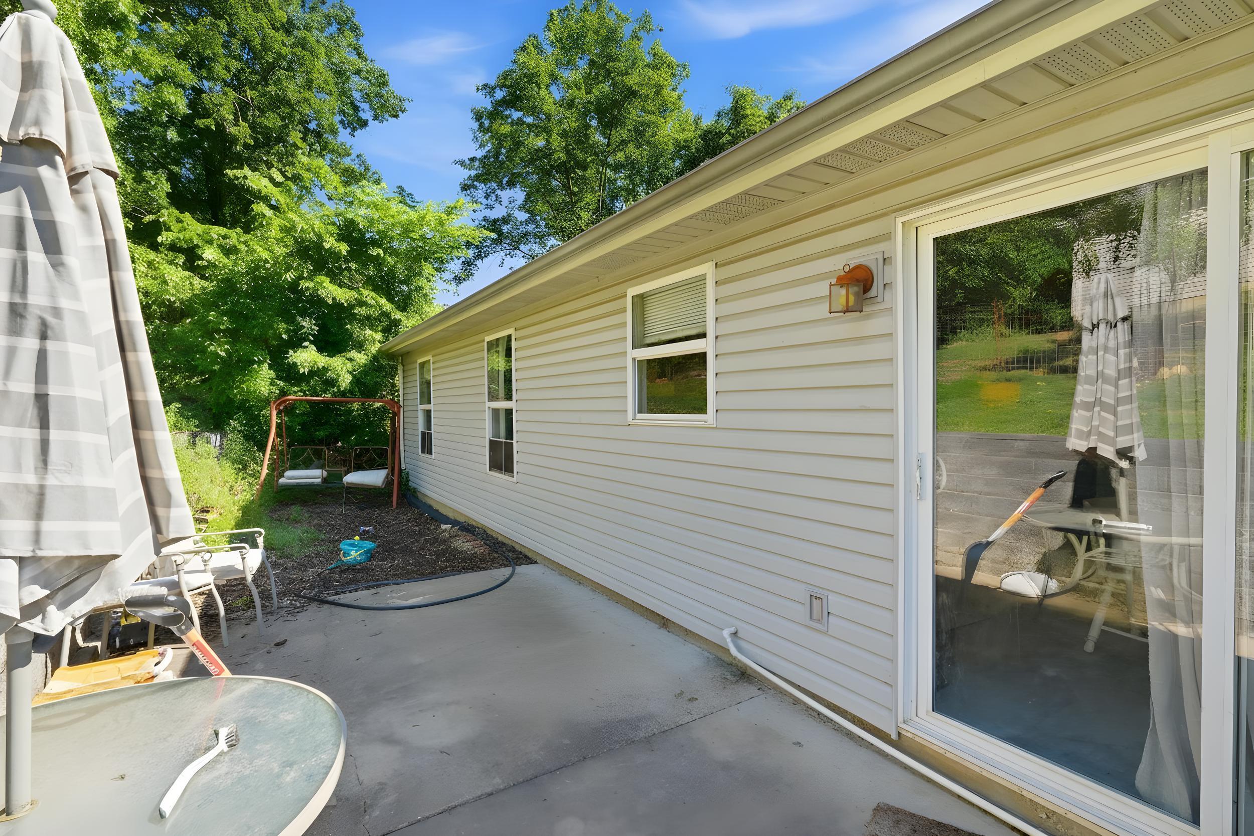 1027 Meadow Lane Property Photo 21