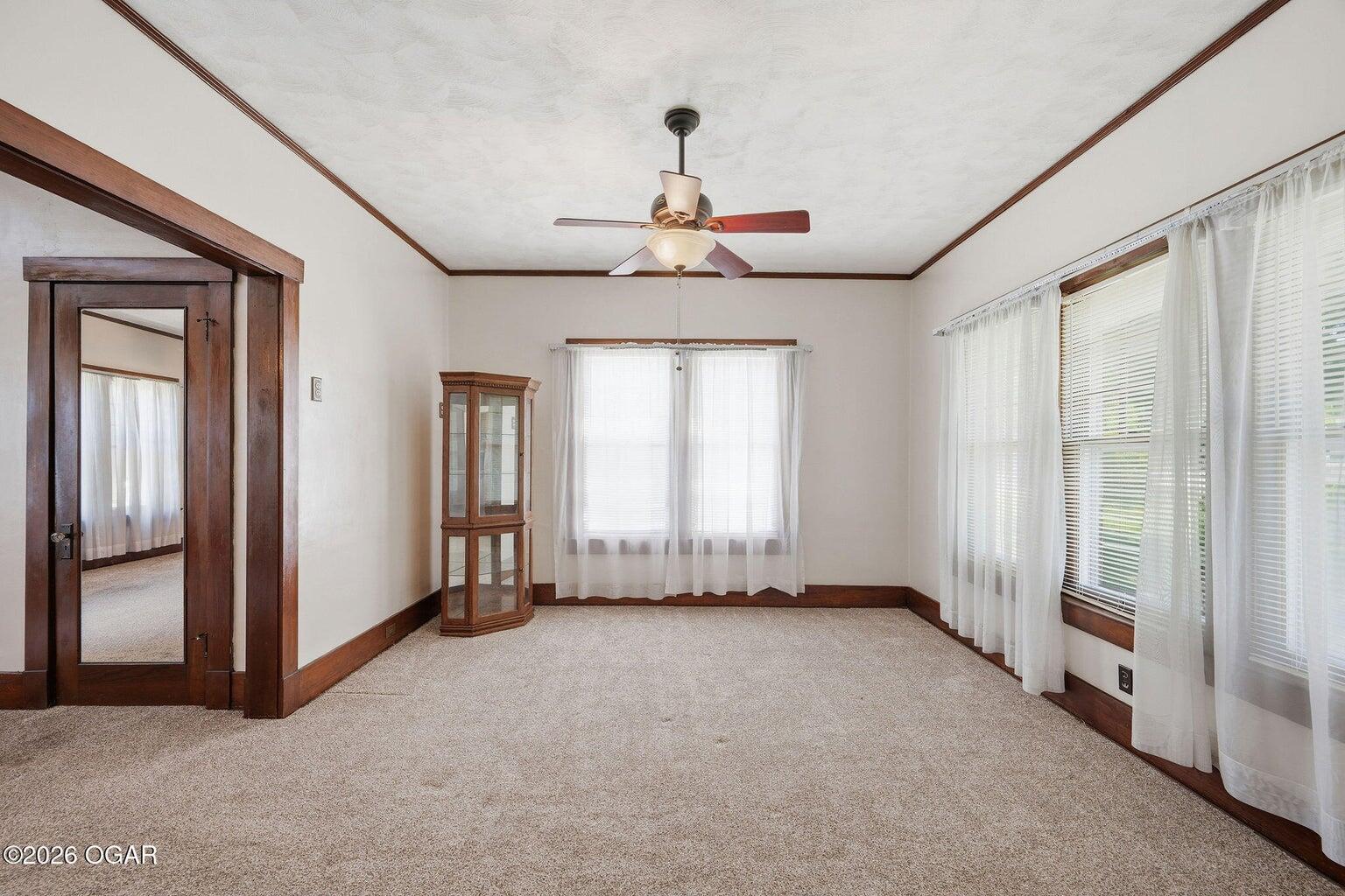 220 East Mckinney Street Property Photo 21