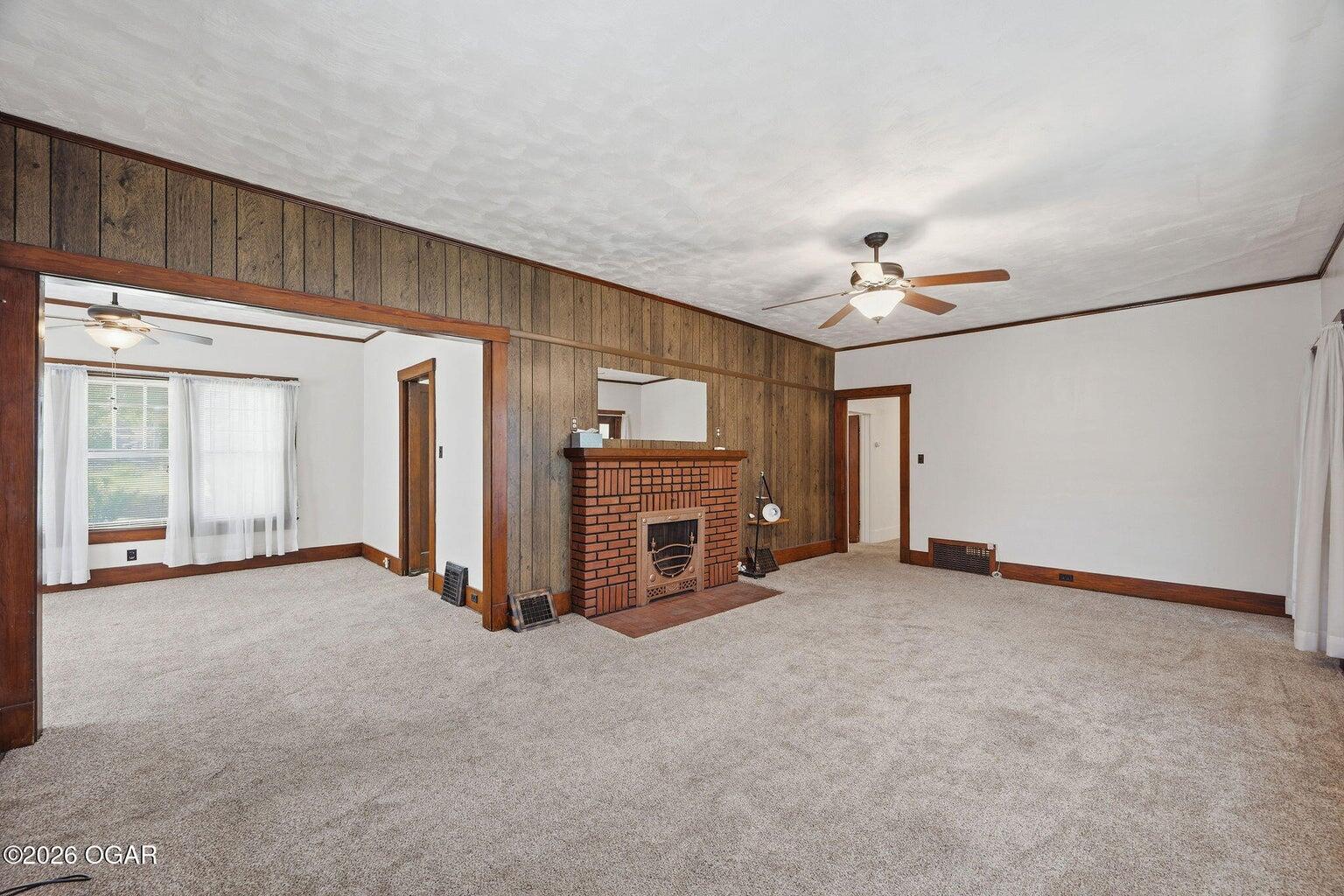 220 East Mckinney Street Property Photo 23