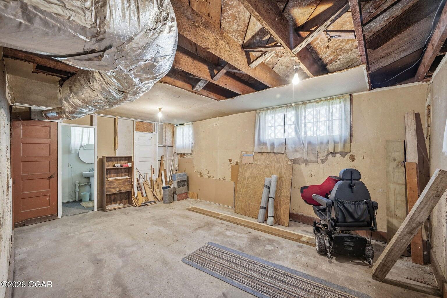220 East Mckinney Street Property Photo 30