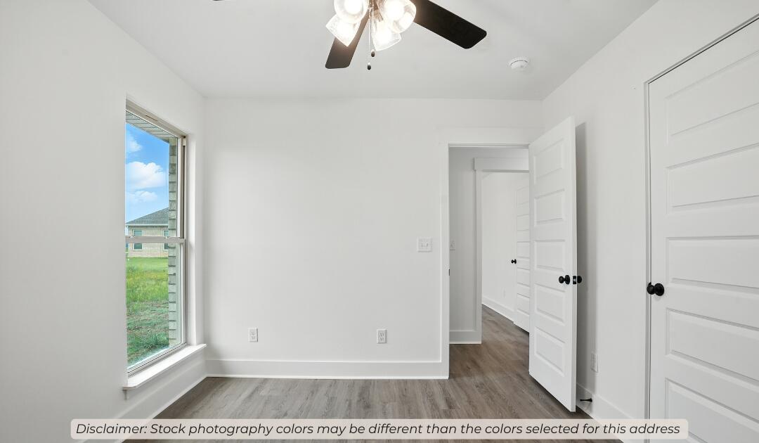 511 Molly Dean Drive Property Photo 15