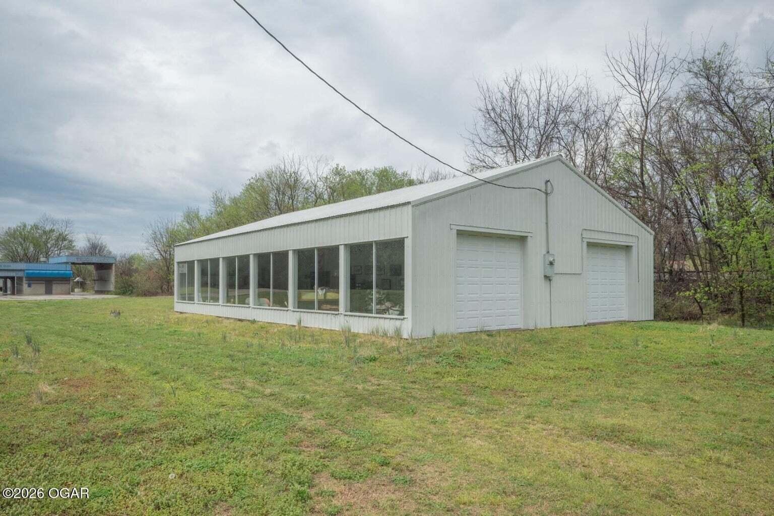 419 Washington Avenue Property Photo 6