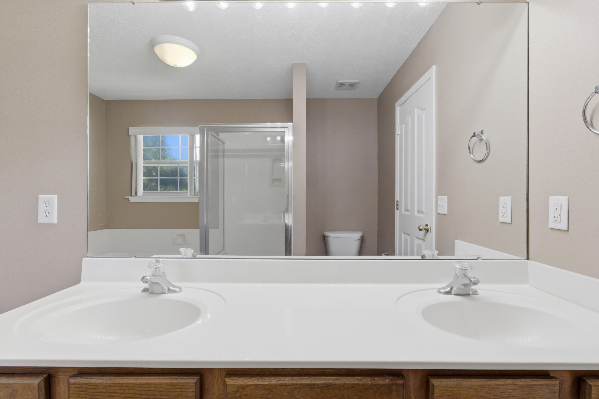 111 Miller Way Property Photo 29