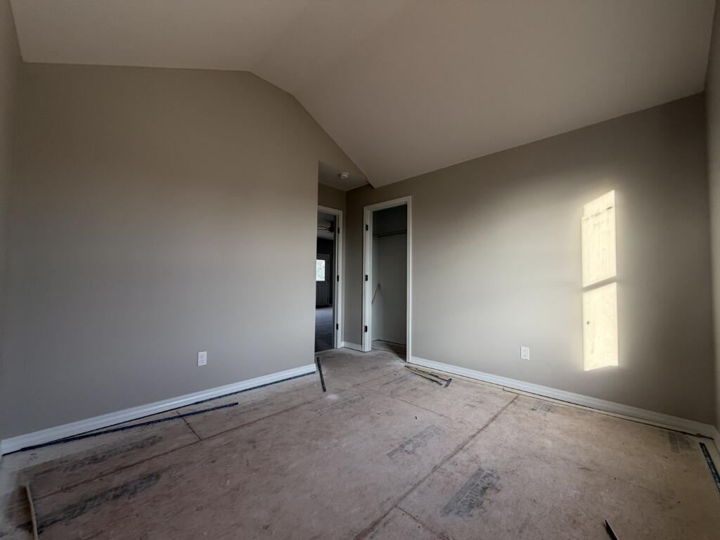 2607 West Summerset Street Property Photo 16