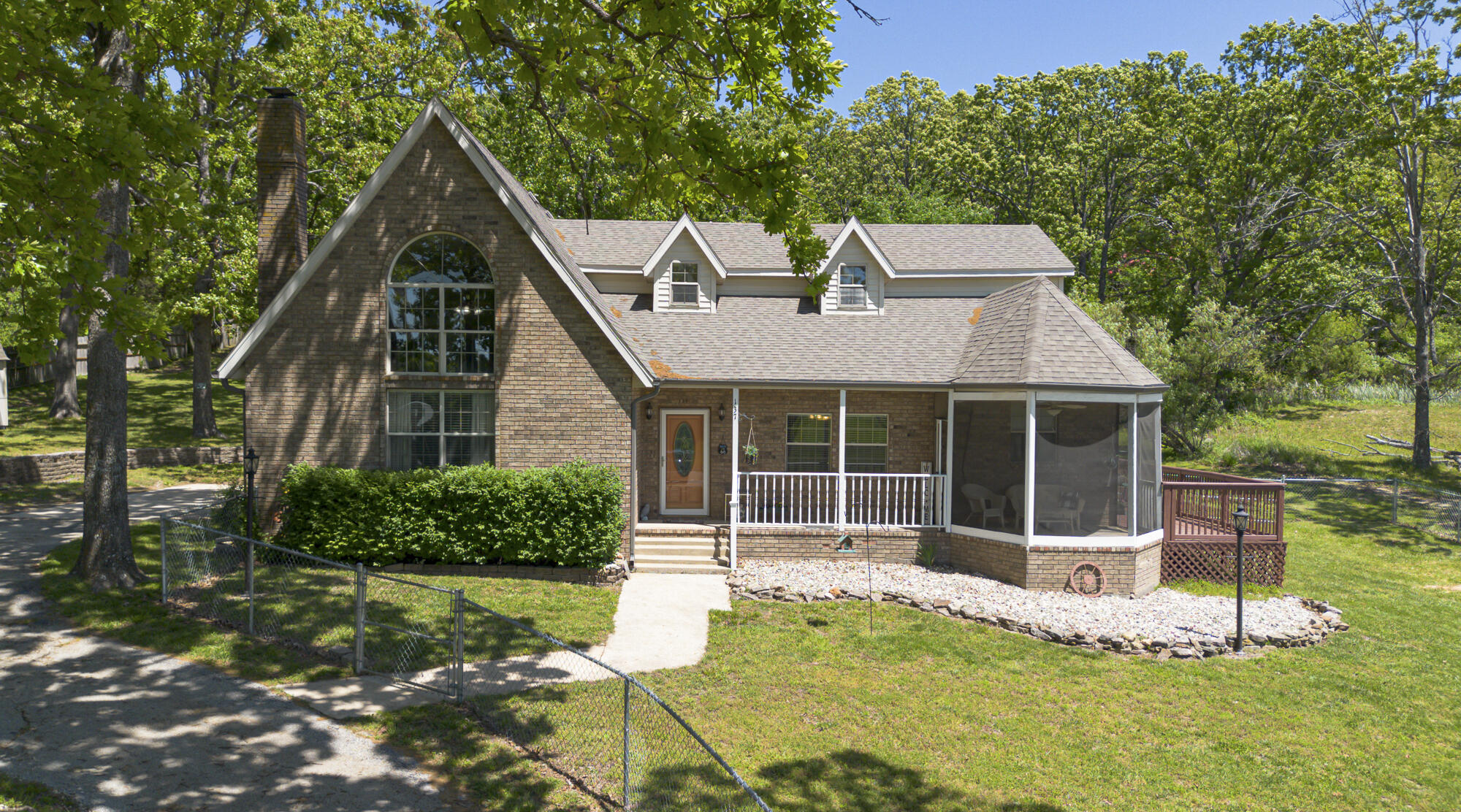 137 Hillside Loop Property Photo 2
