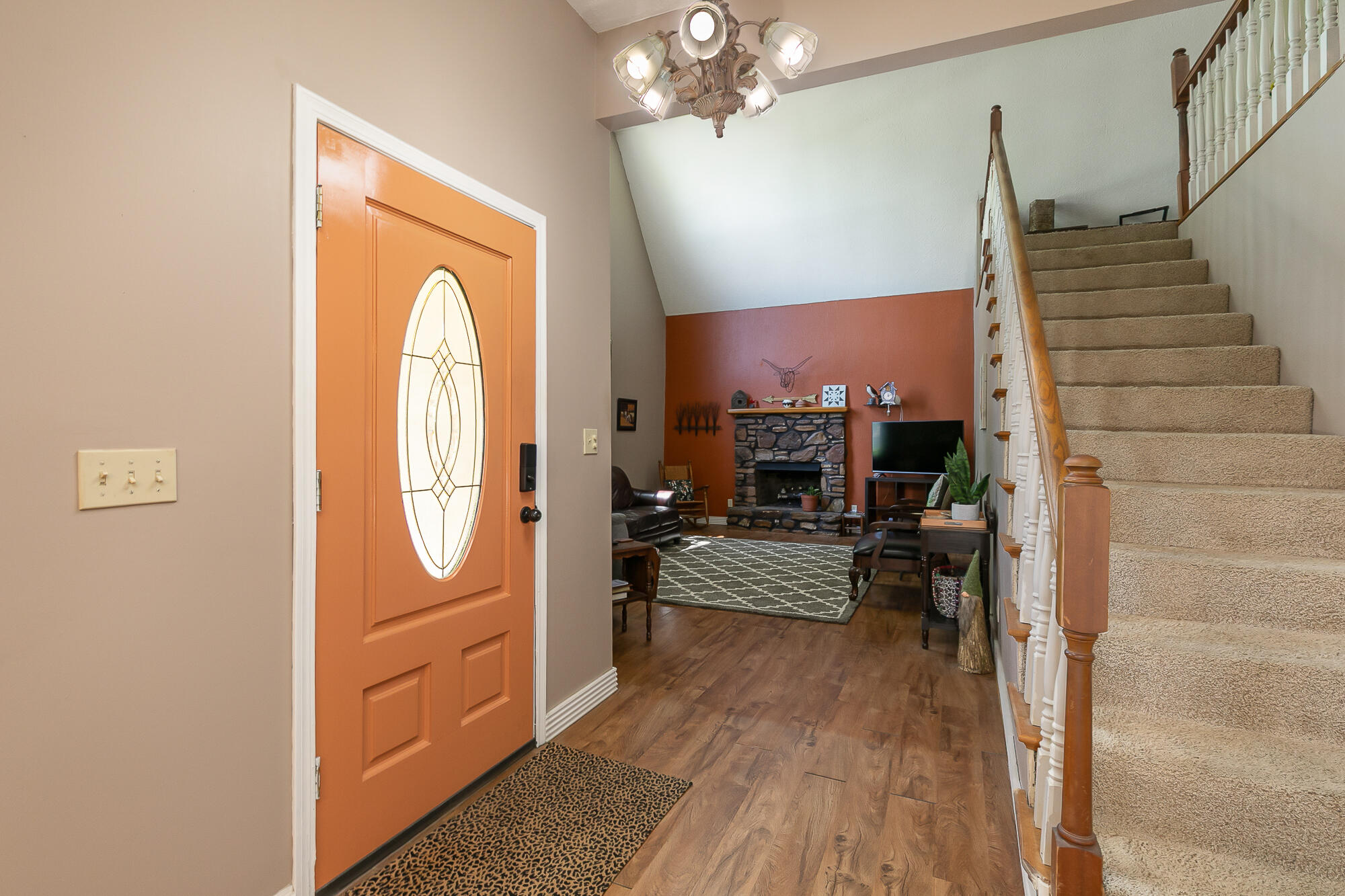 137 Hillside Loop Property Photo 9