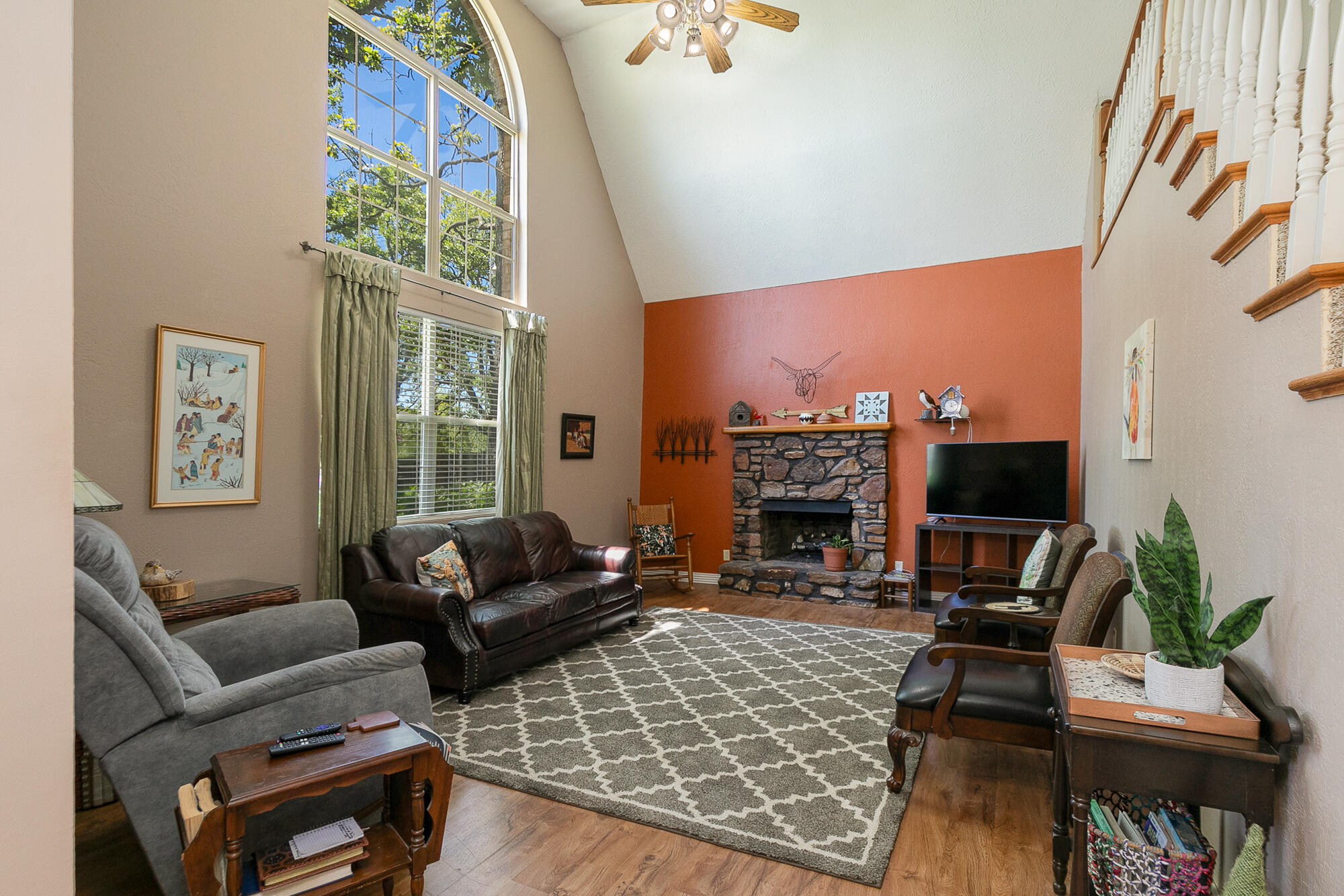 137 Hillside Loop Property Photo 10