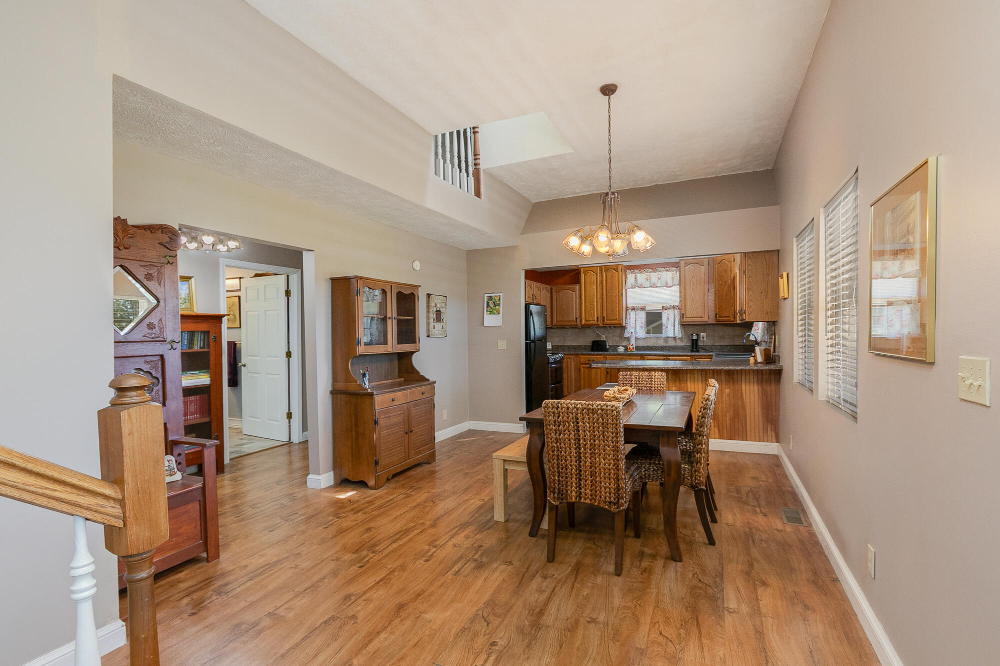 137 Hillside Loop Property Photo 14