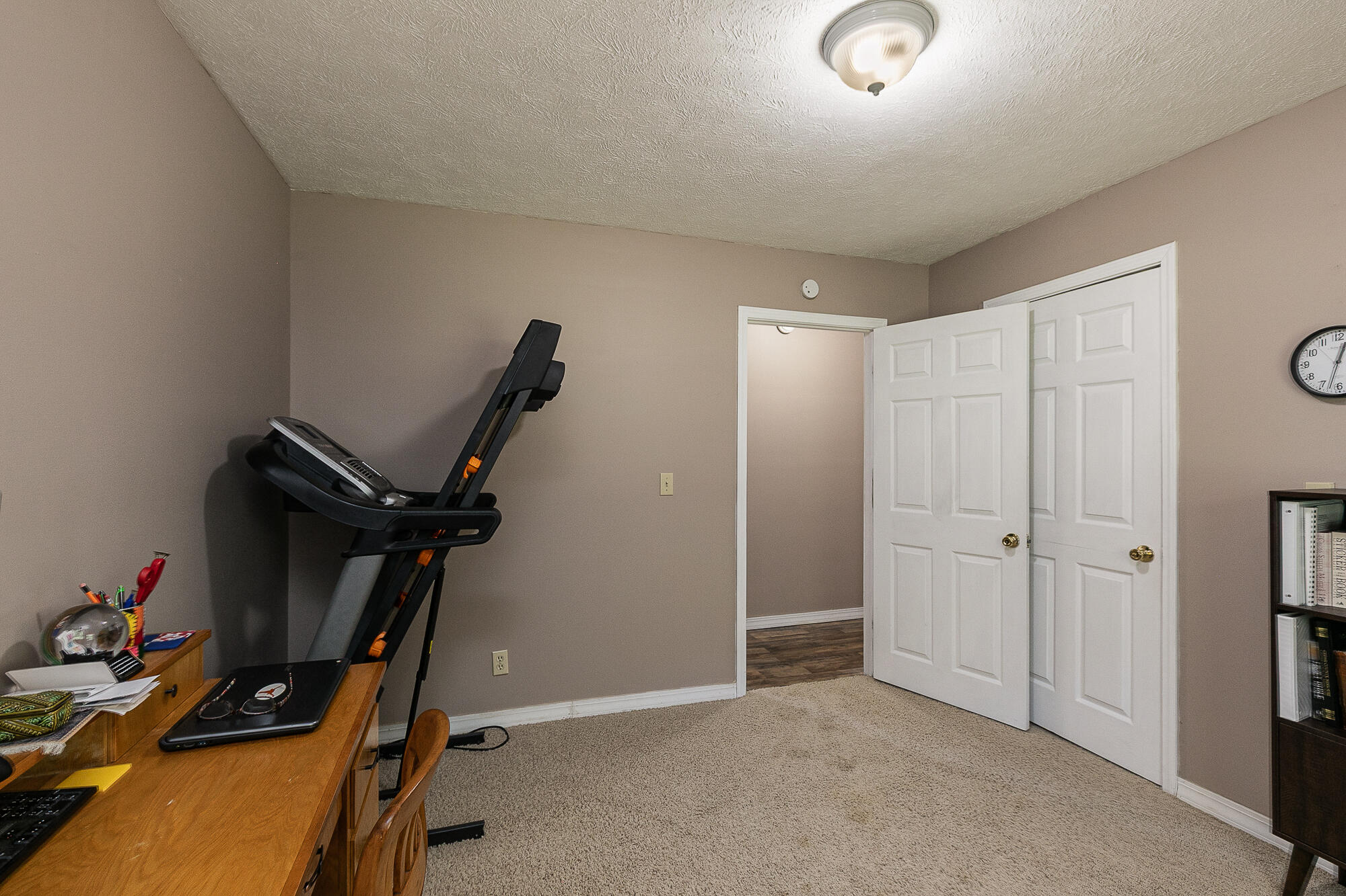 137 Hillside Loop Property Photo 34