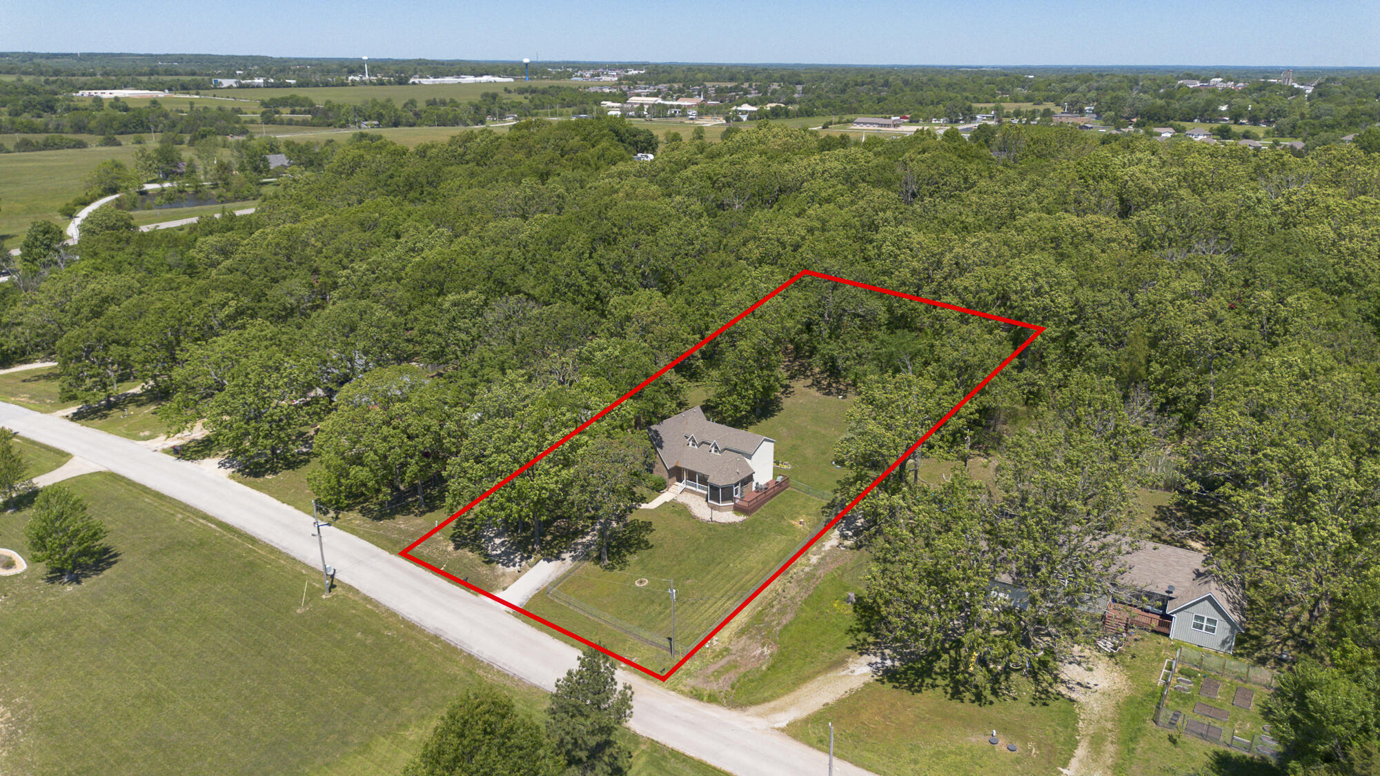 137 Hillside Loop Property Photo 44