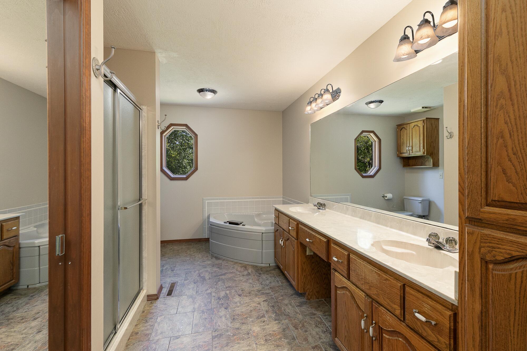 3920 &3900 White Oak Road Property Photo 13