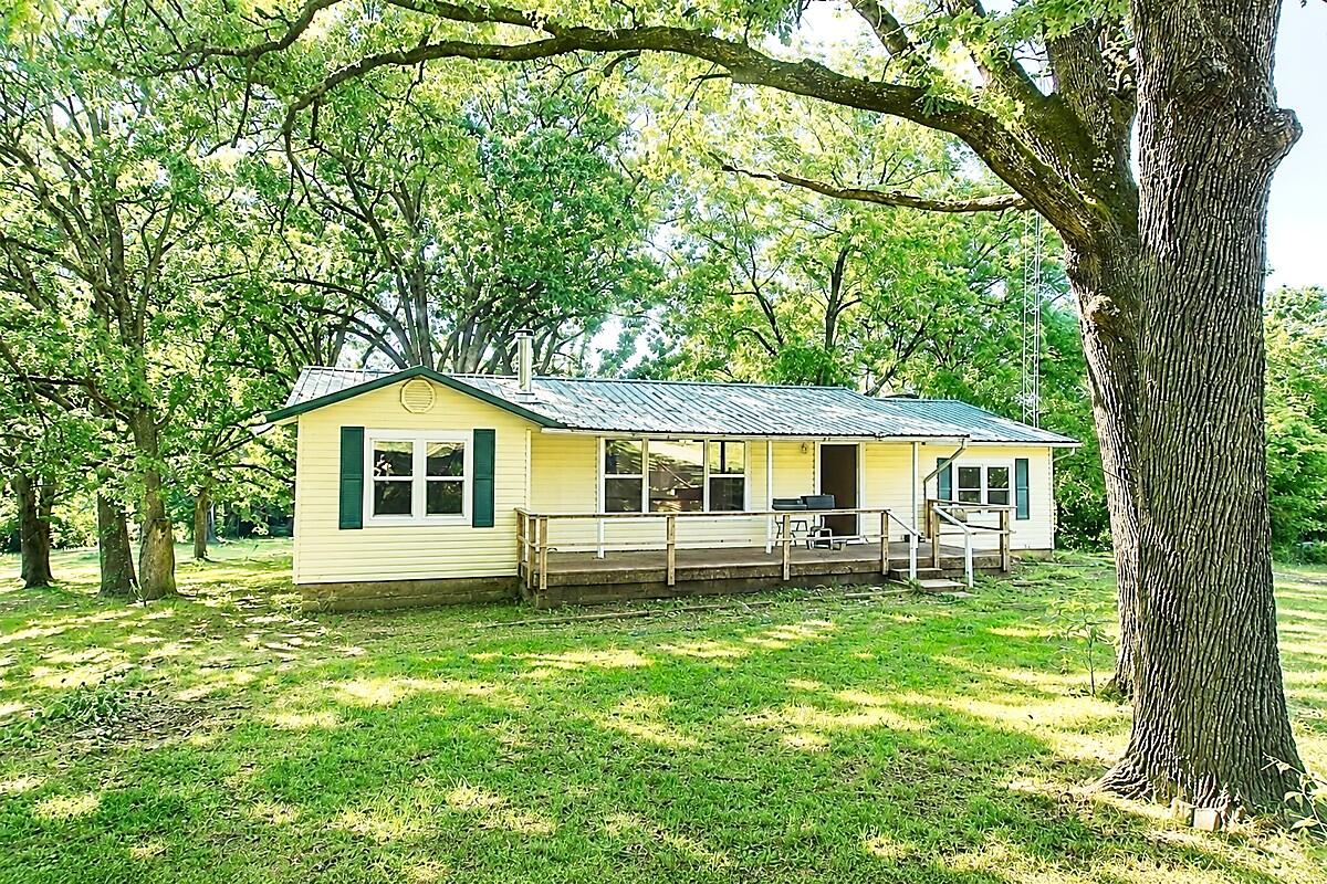 75 County Road 863 Property Photo 1