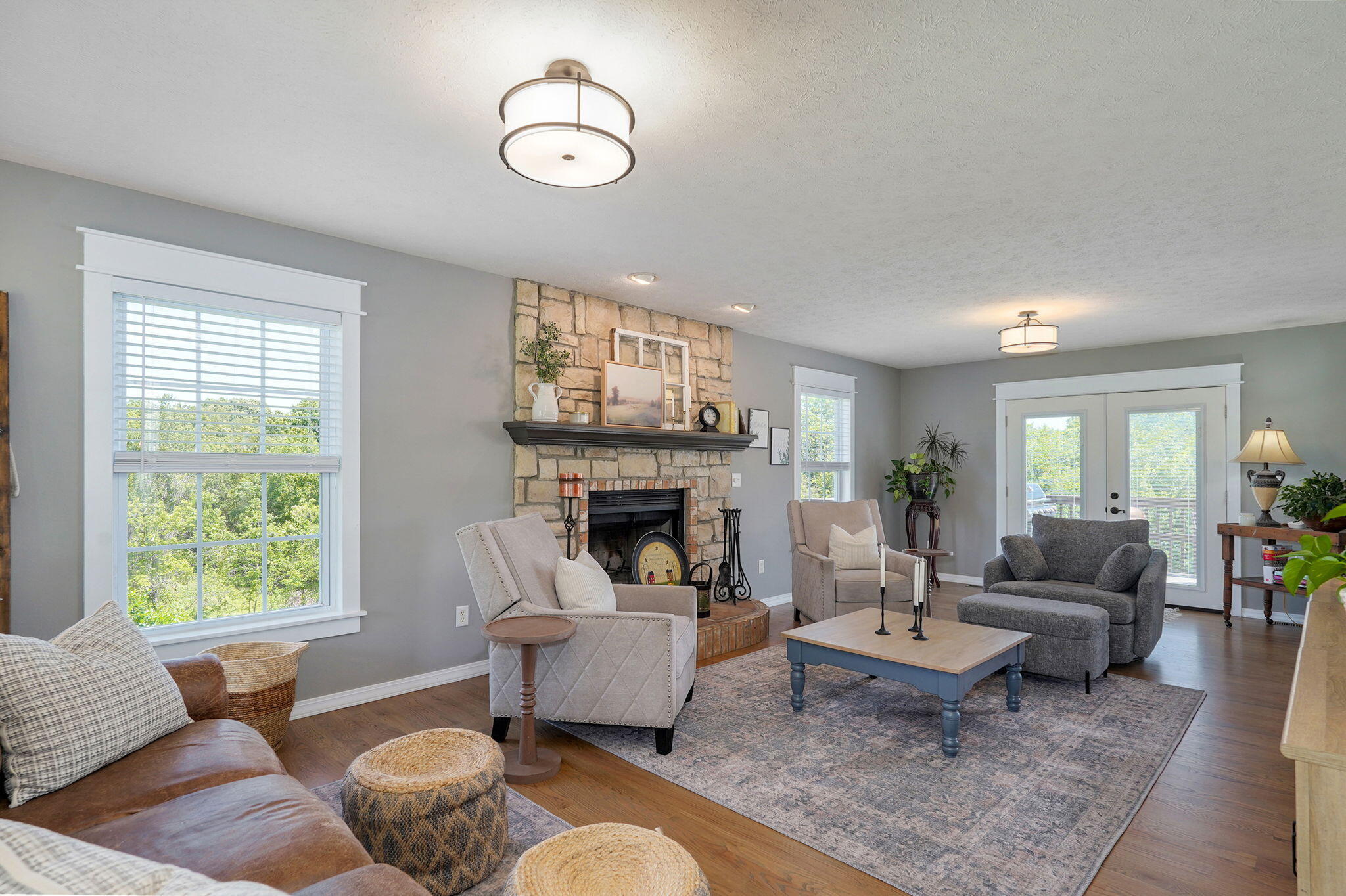 2370 Sheron Drive Property Photo 4