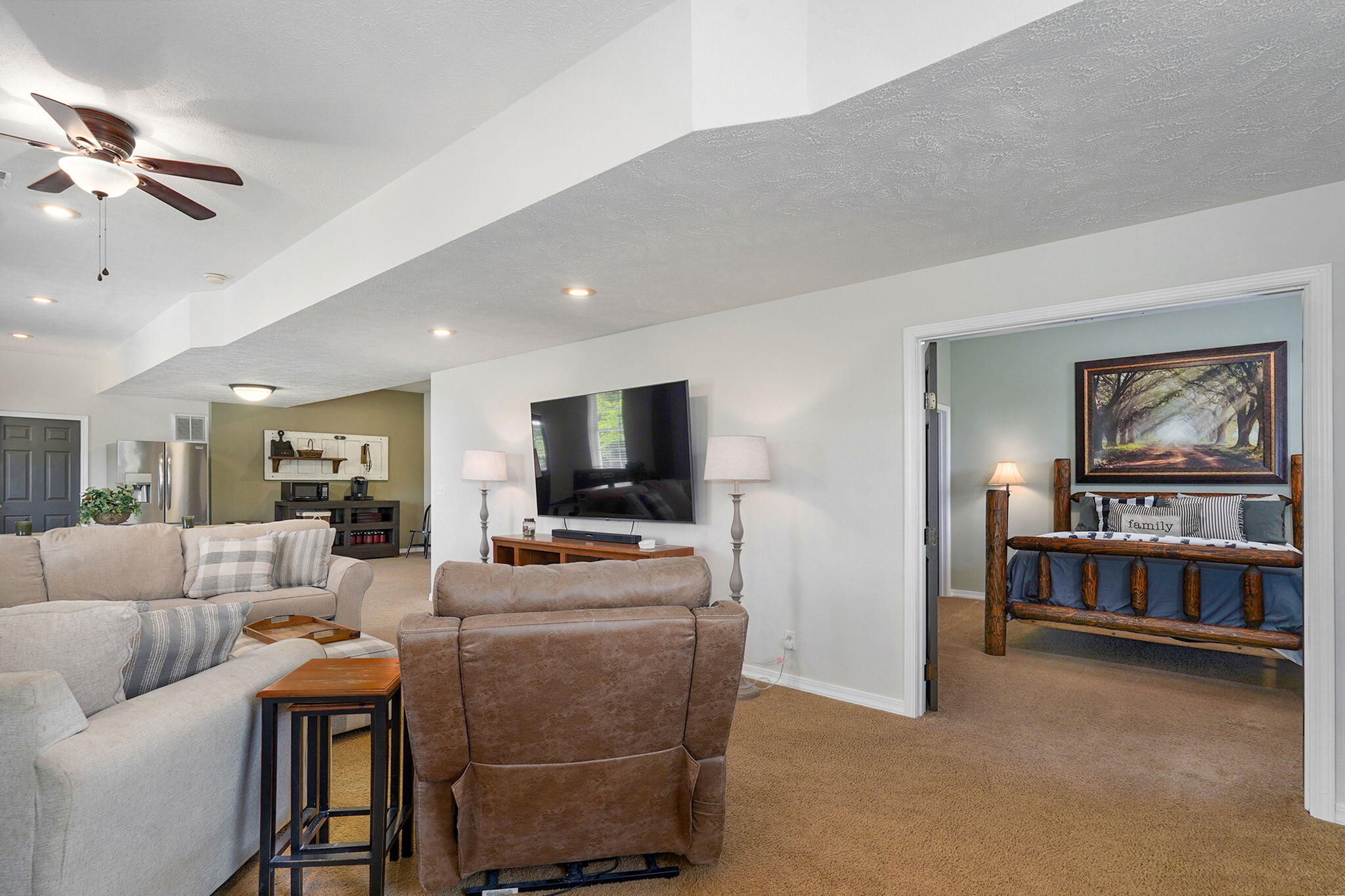 2370 Sheron Drive Property Photo 9