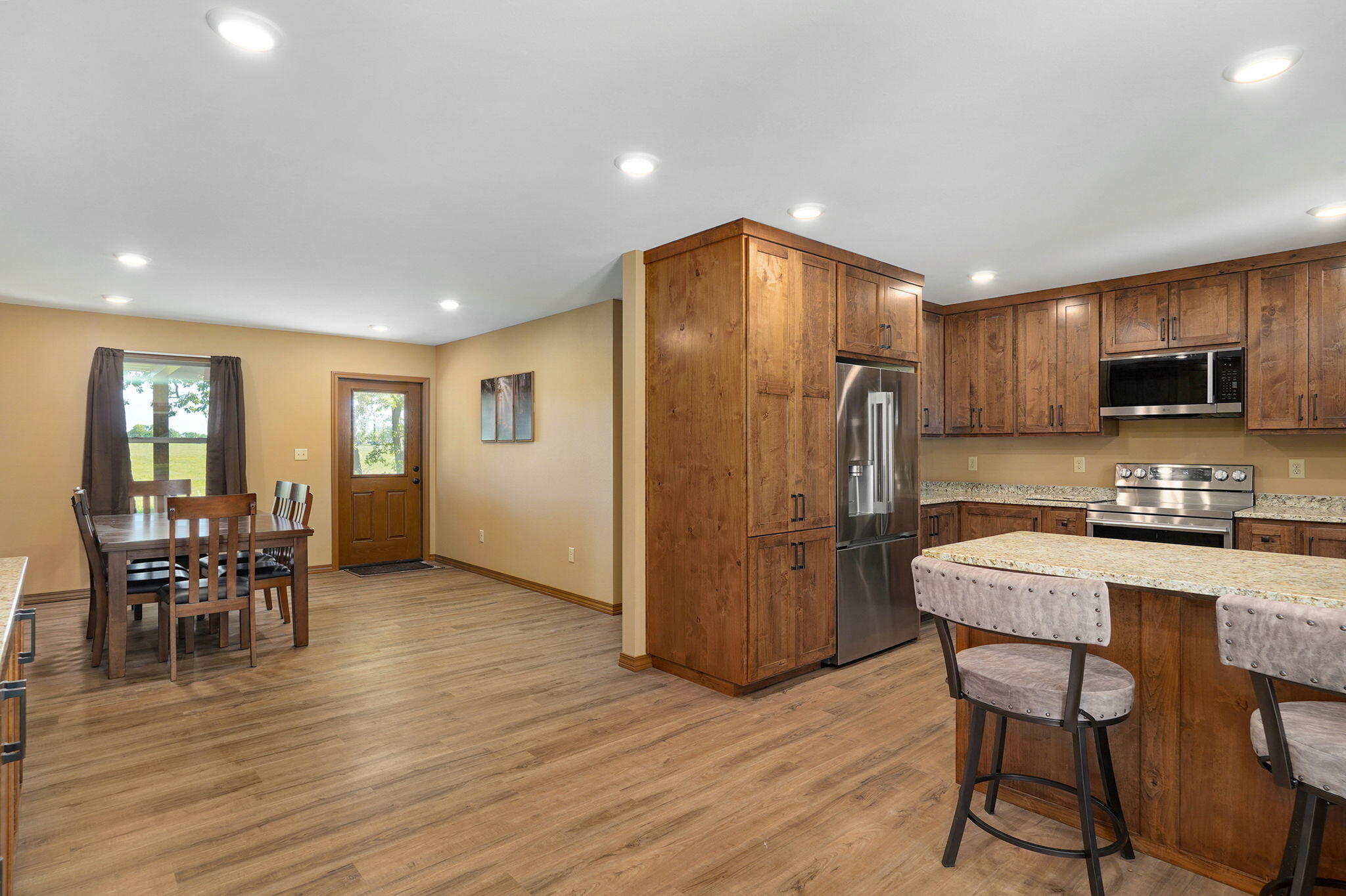 18519 Farm Road 2000 Property Photo 12