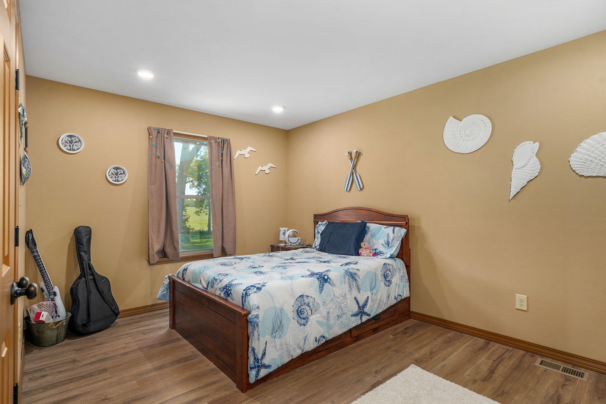 18519 Farm Road 2000 Property Photo 20