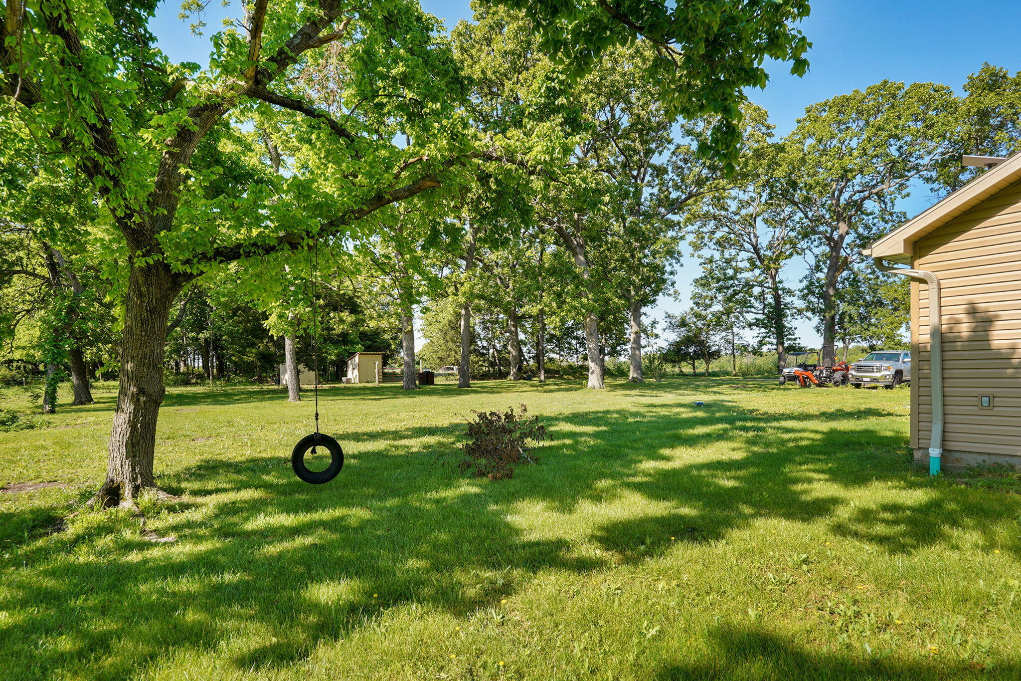 18519 Farm Road 2000 Property Photo 26
