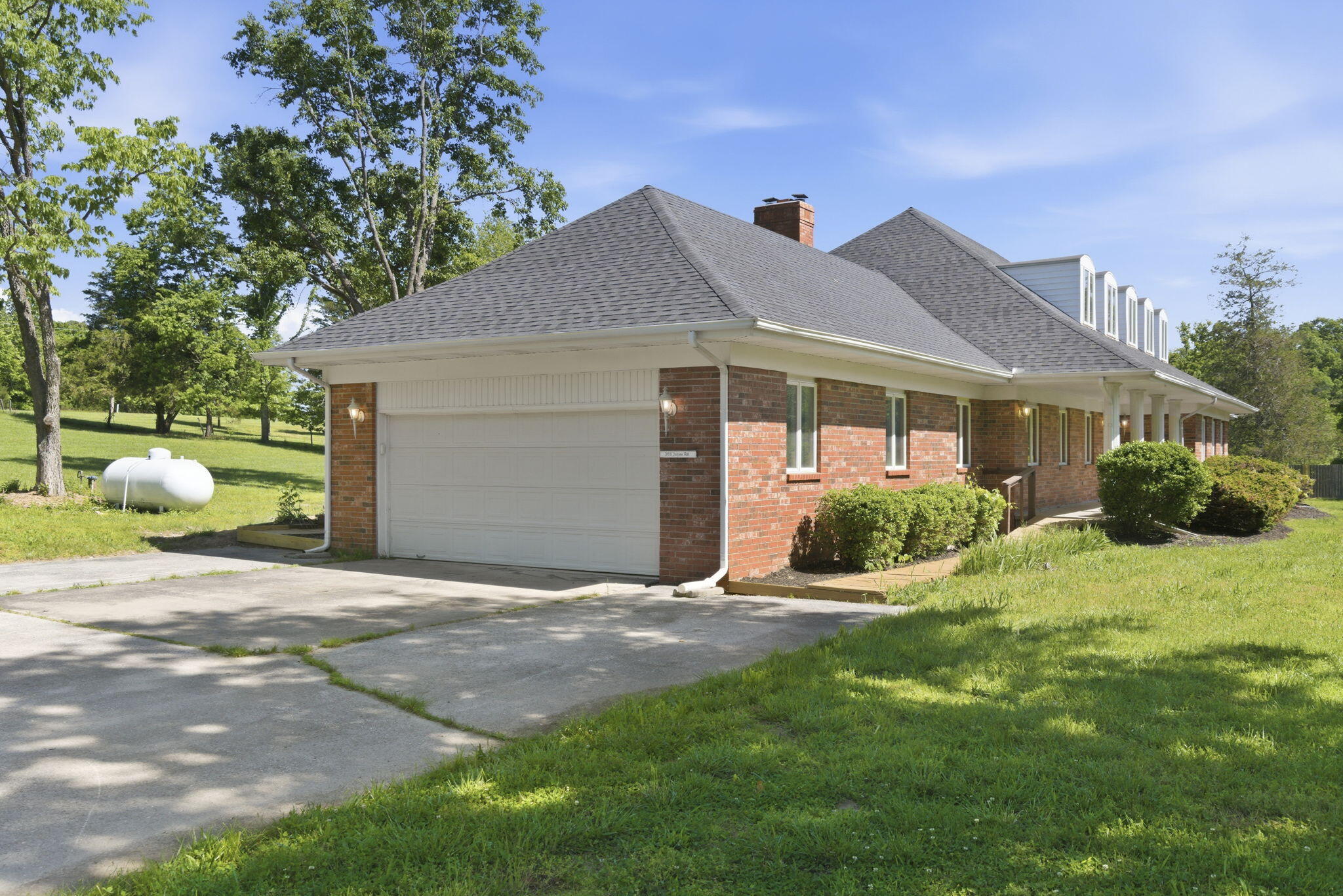 385 Jones Road Property Photo 33