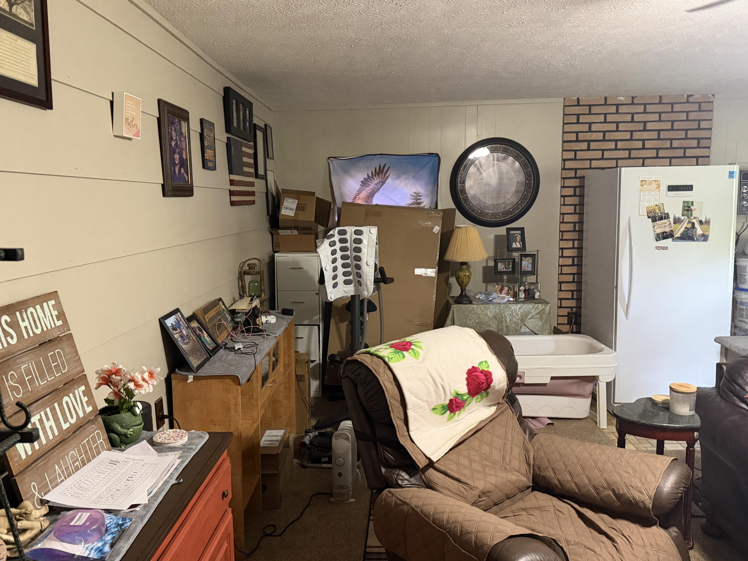 105 Walker Court Property Photo 11