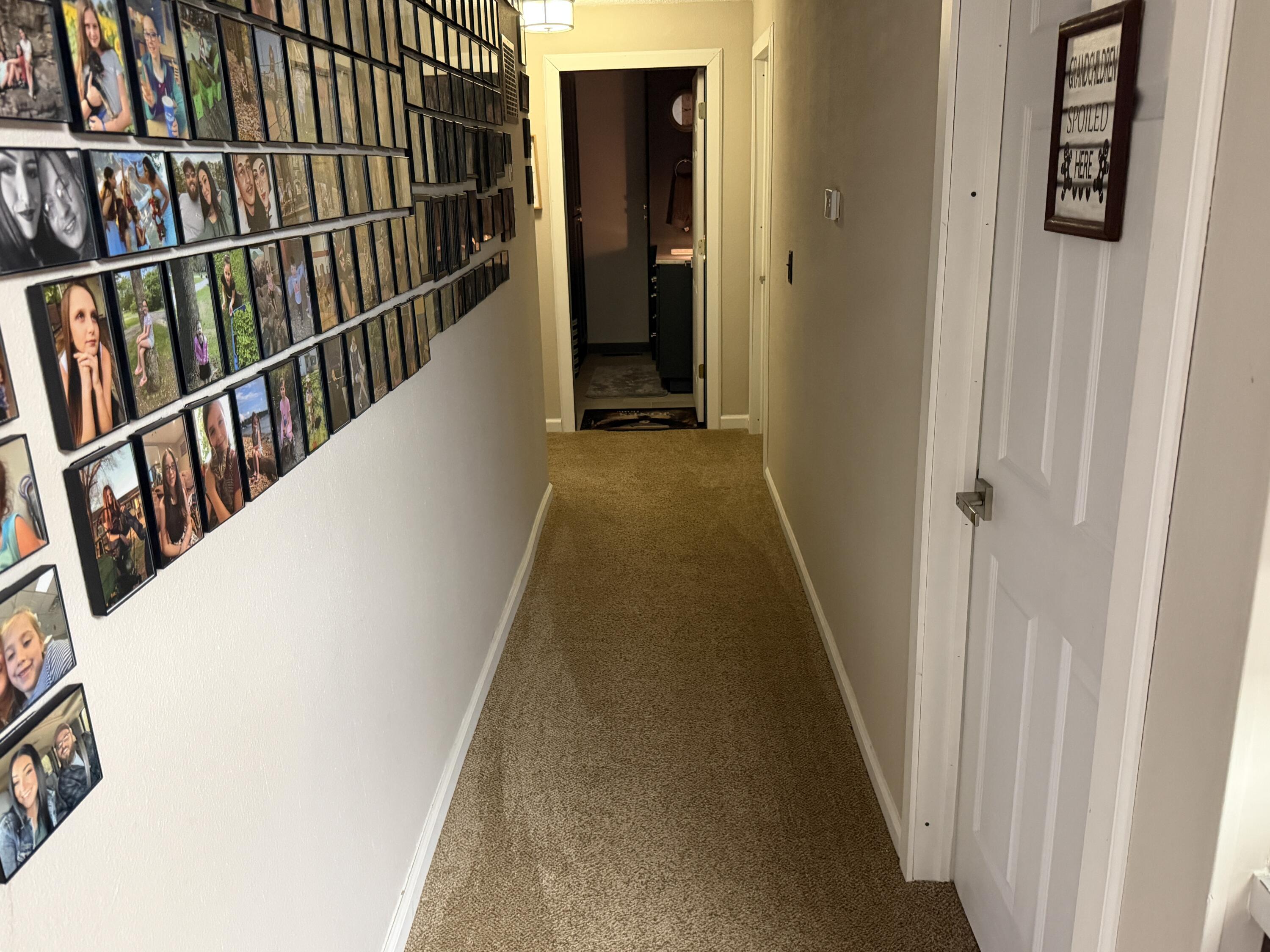 105 Walker Court Property Photo 26