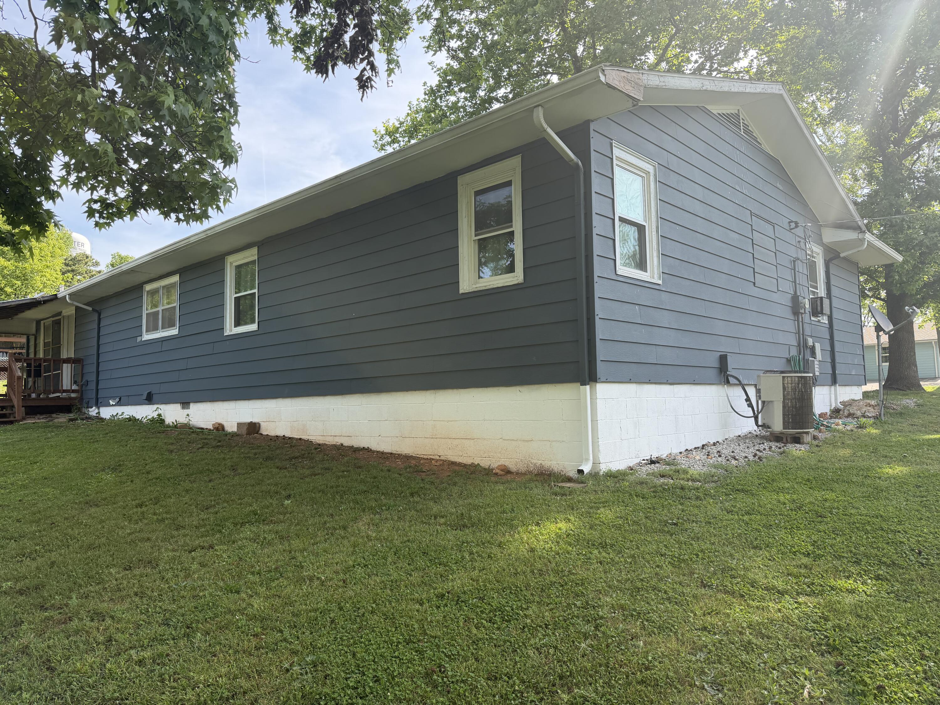 105 Walker Court Property Photo 34