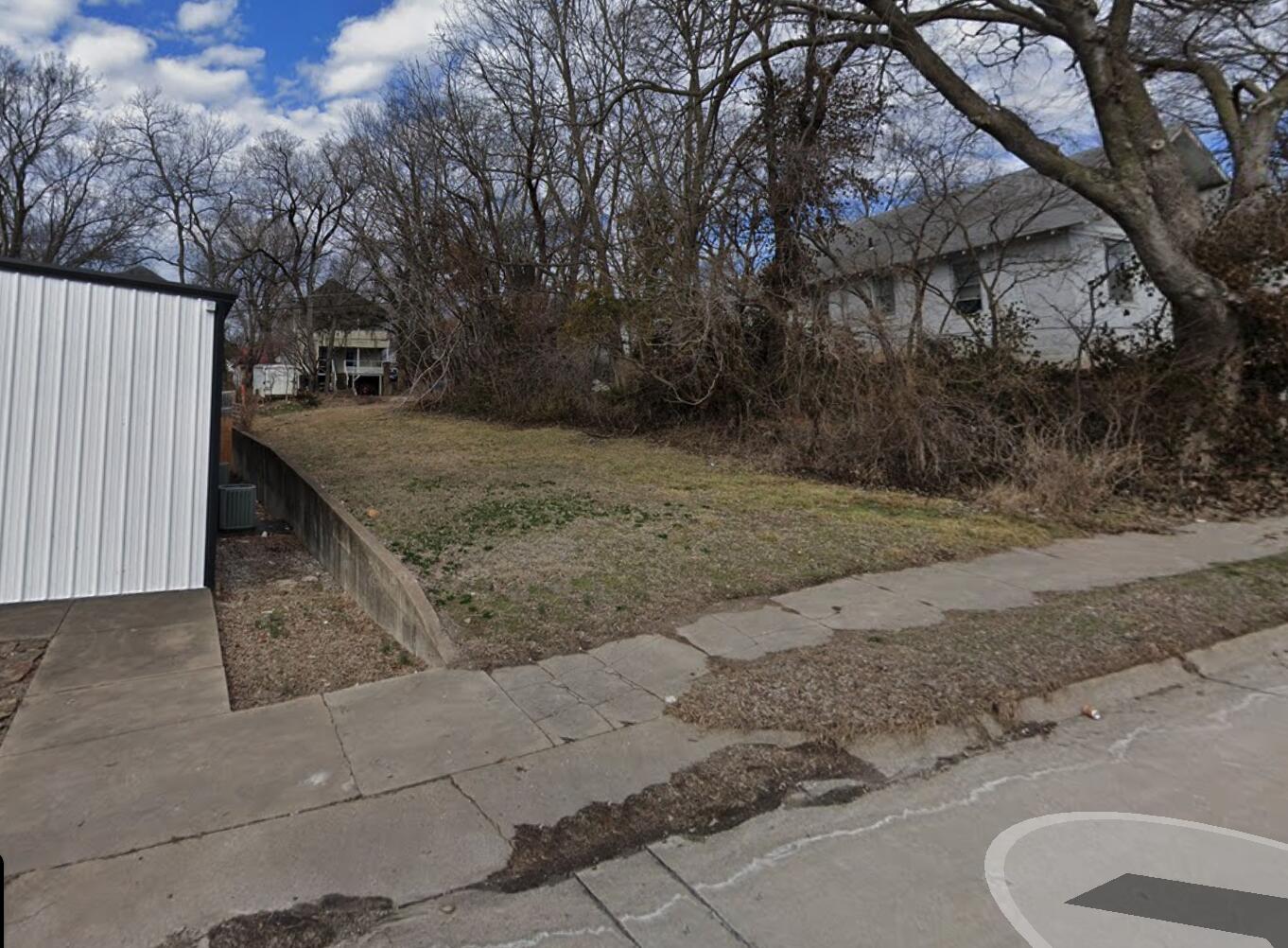 000 North Main Road Property Photo 11