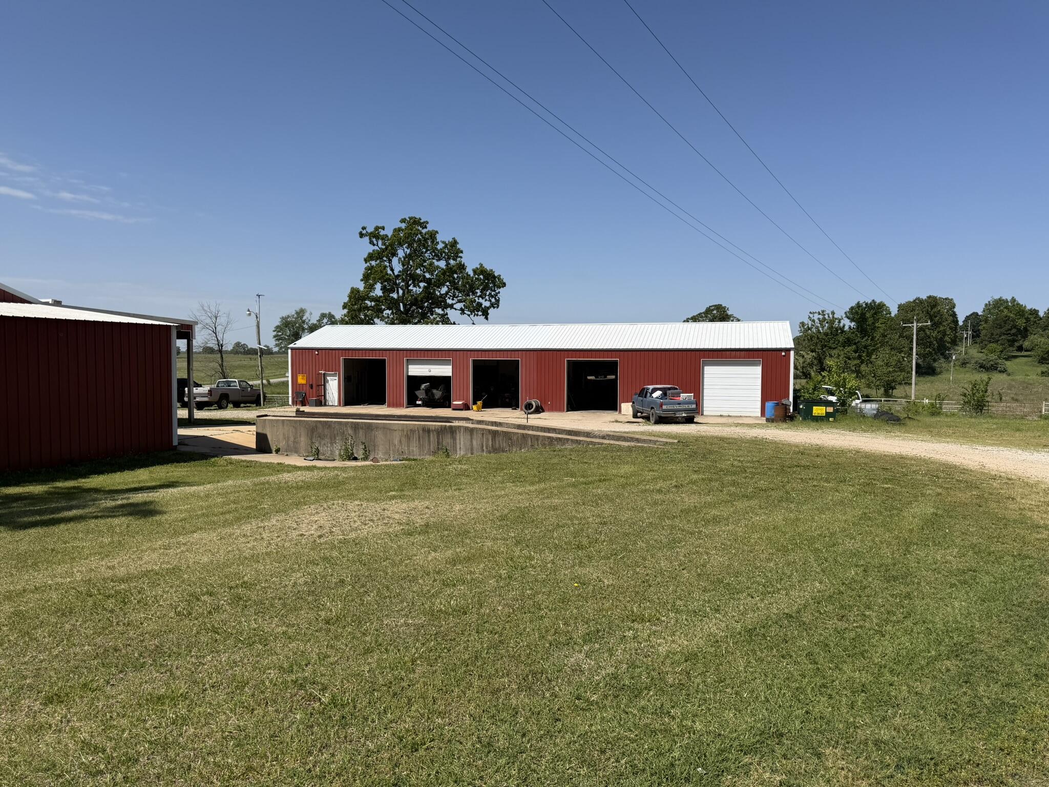 3213 U S 160 Property Photo 4