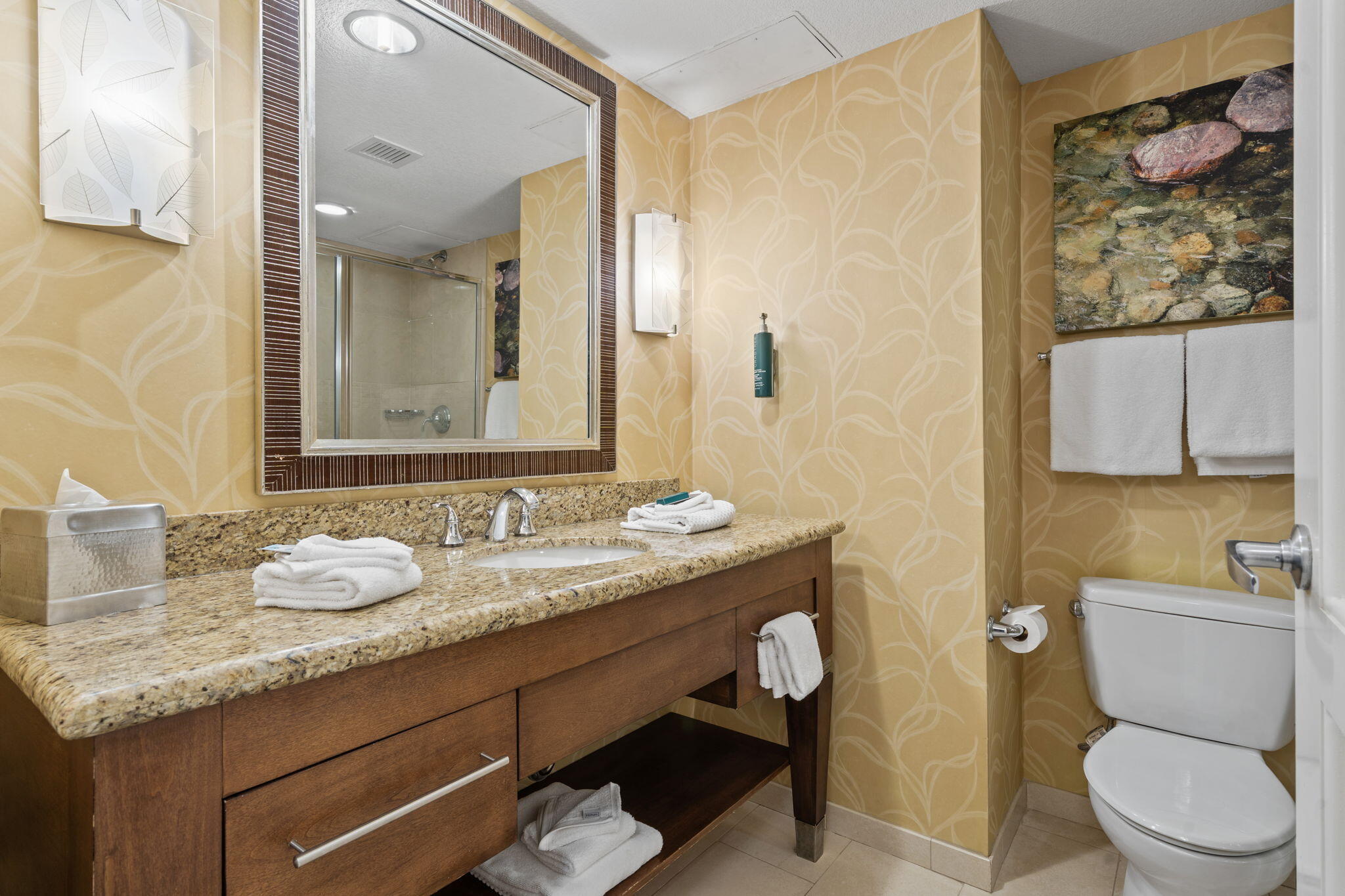 200 South Sycamore Street # 935 Property Photo 16