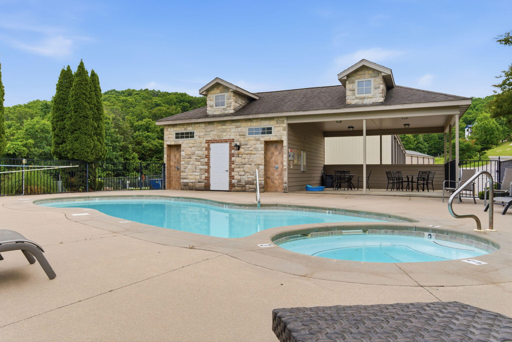 1 Grand Drive Property Photo 66