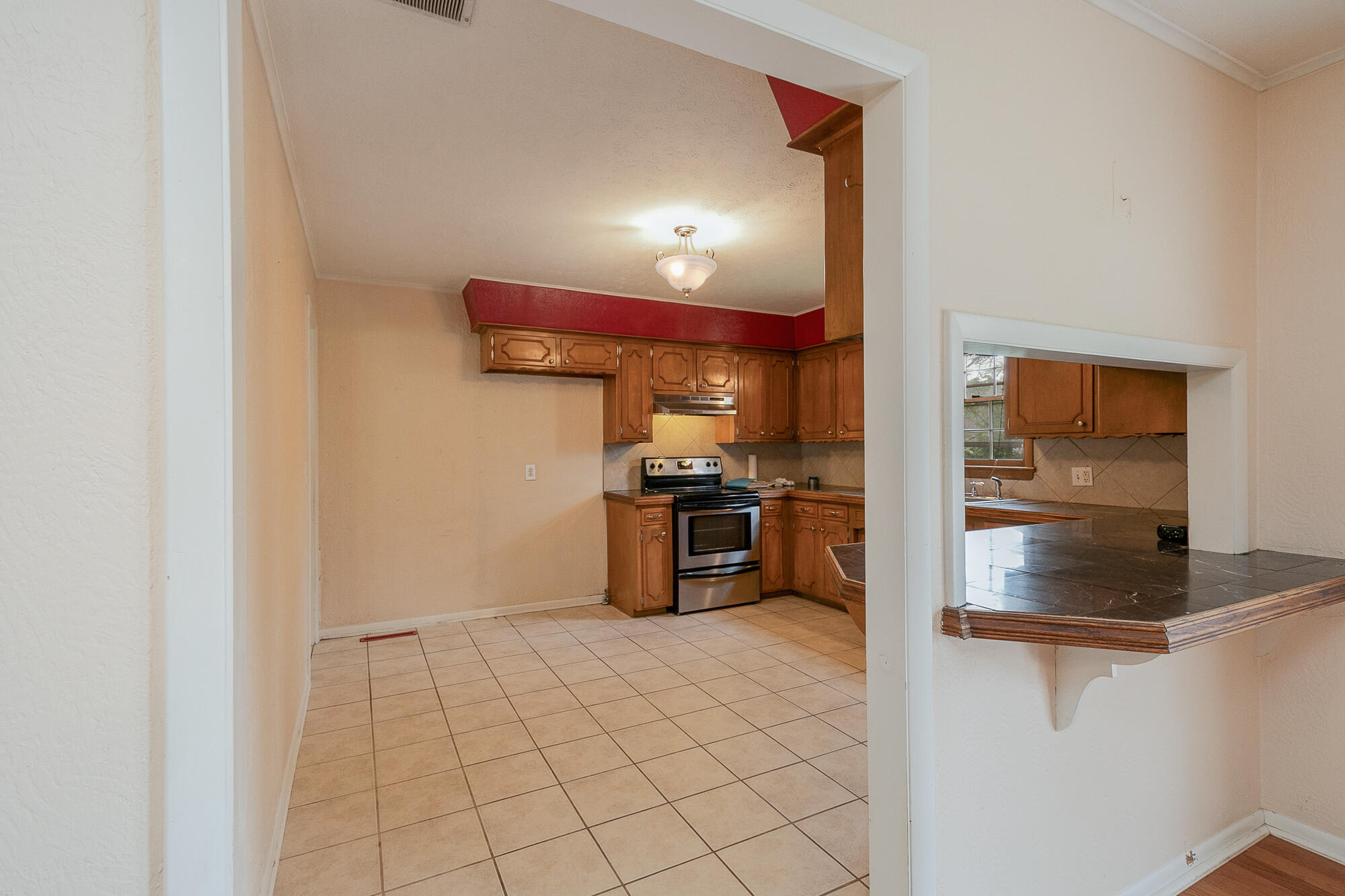 1014 West Lasalle Street Property Photo 16