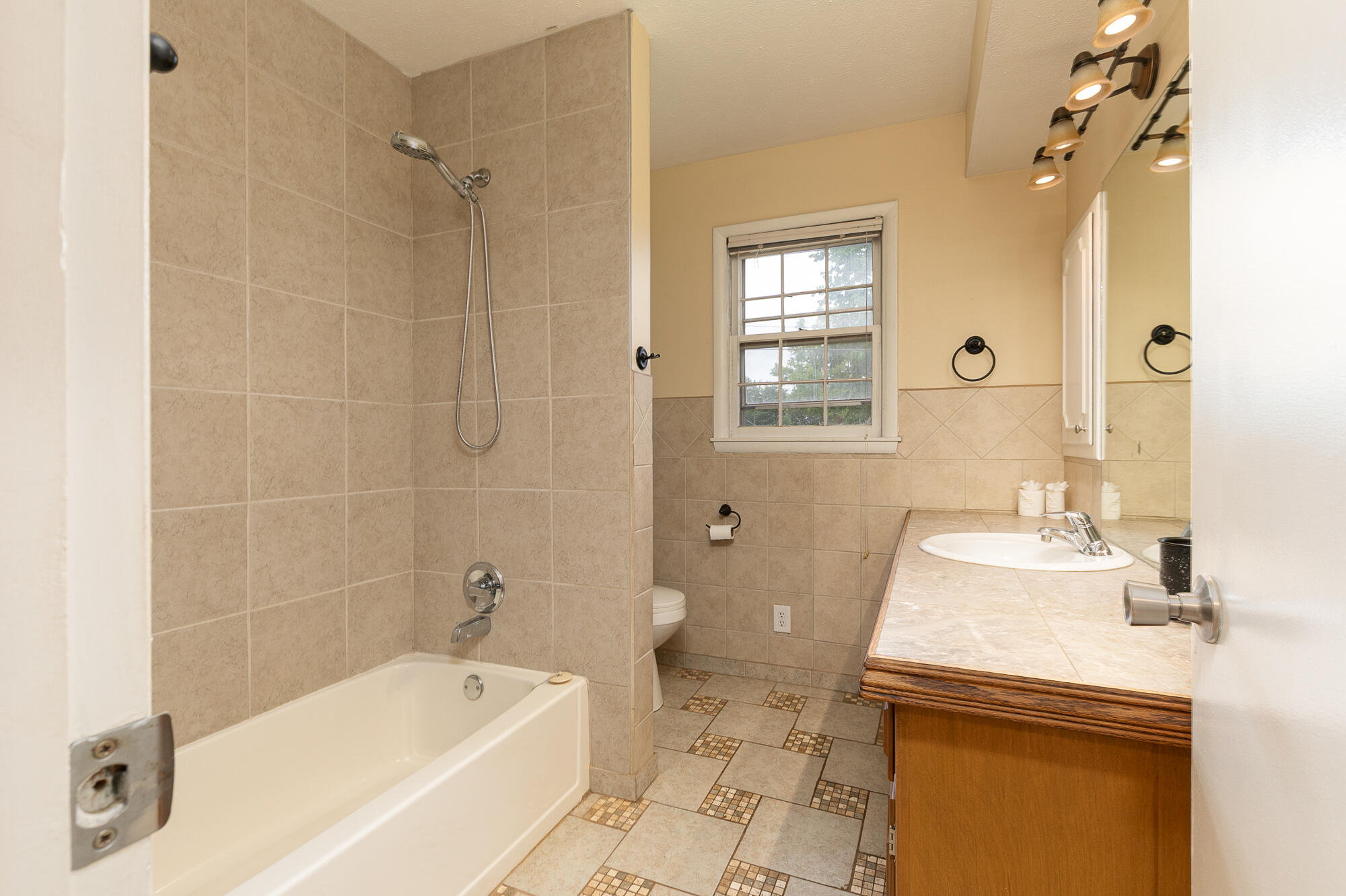 1014 West Lasalle Street Property Photo 22