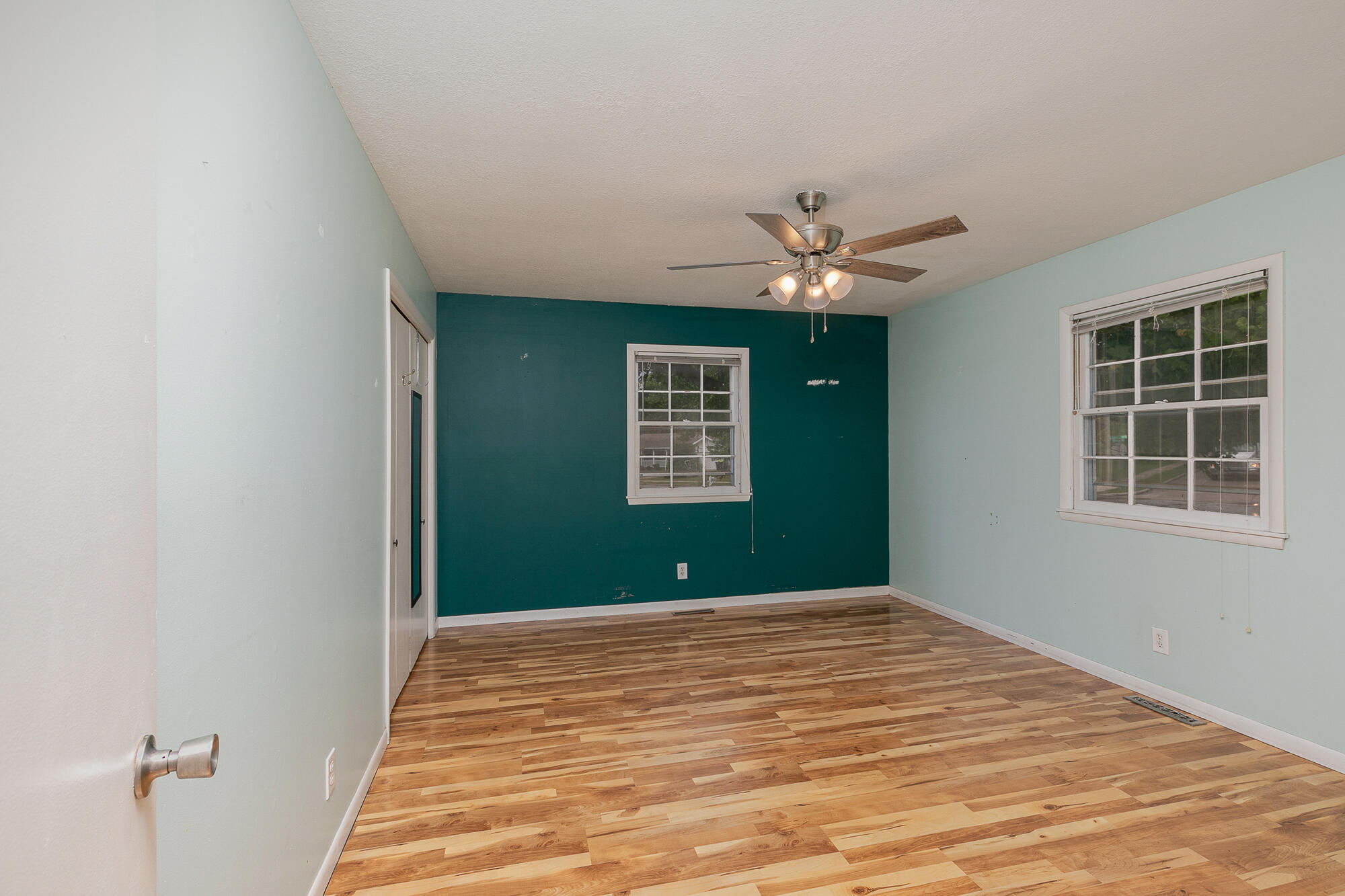 1014 West Lasalle Street Property Photo 24