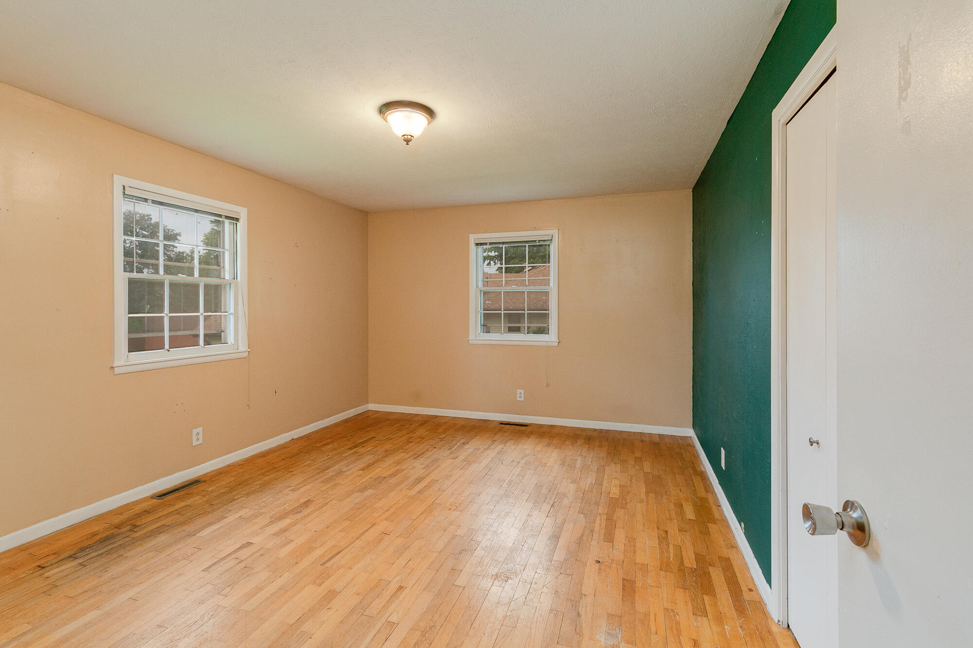1014 West Lasalle Street Property Photo 31