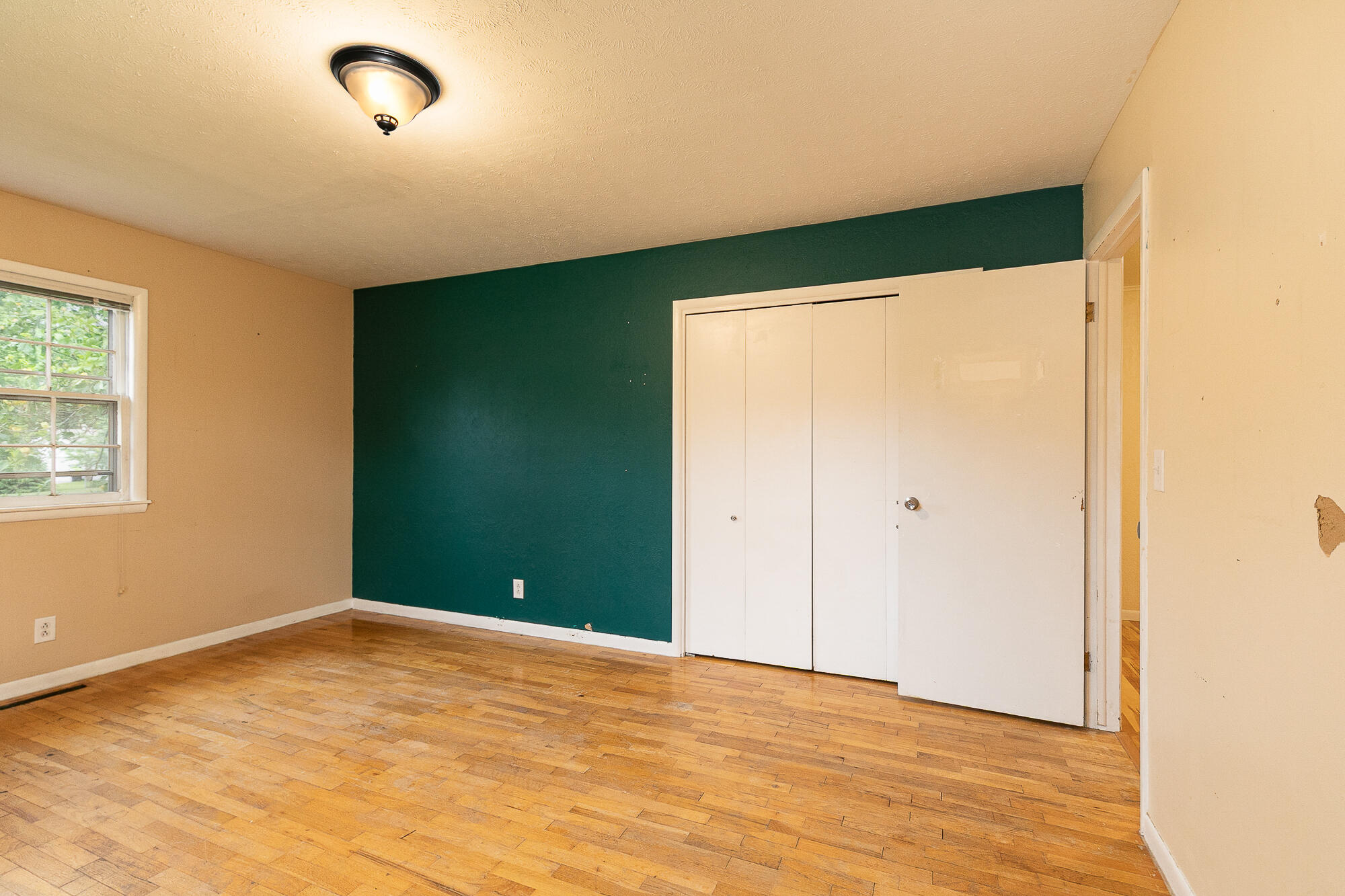 1014 West Lasalle Street Property Photo 32