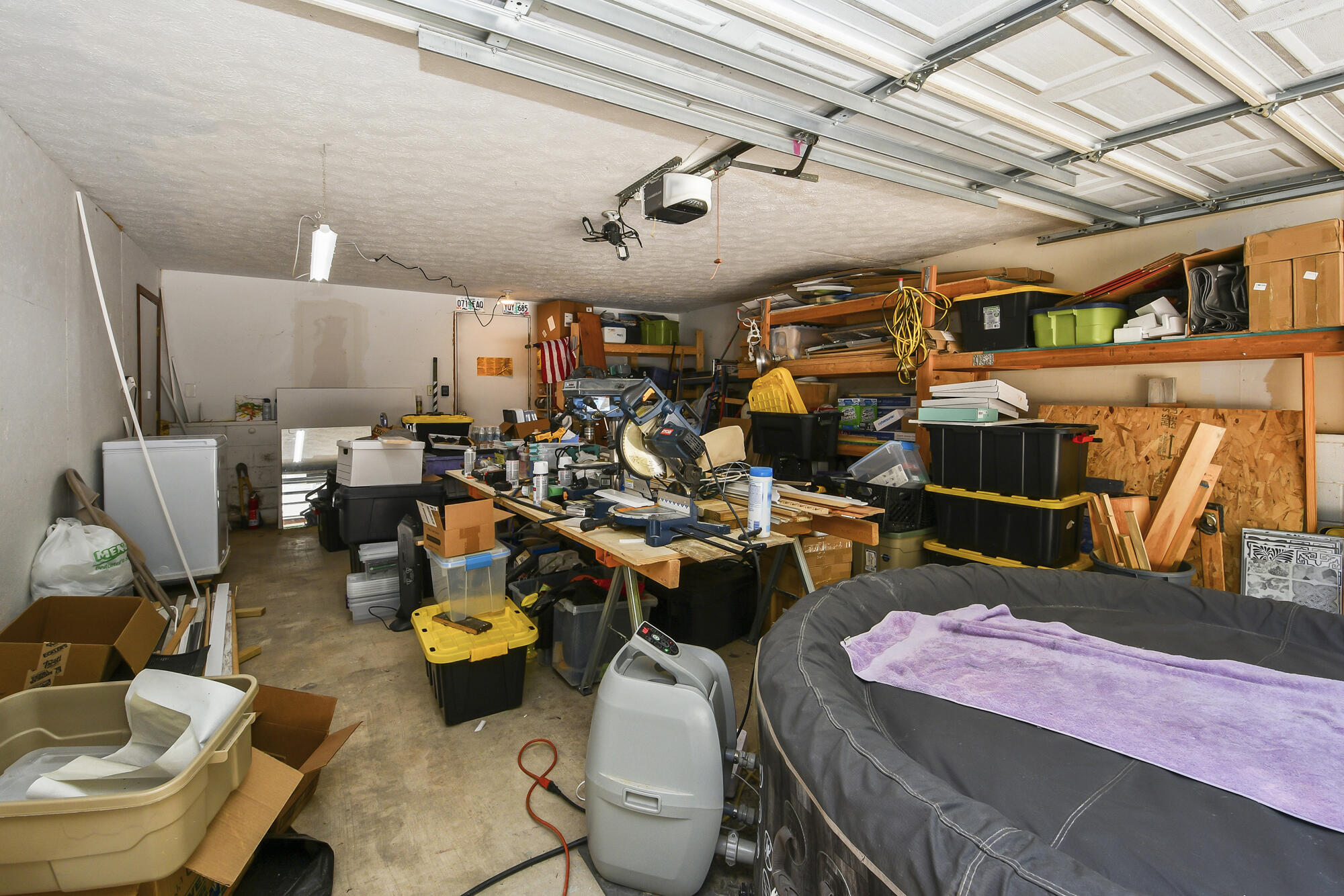 731 & 729 Knox Avenue Property Photo 57