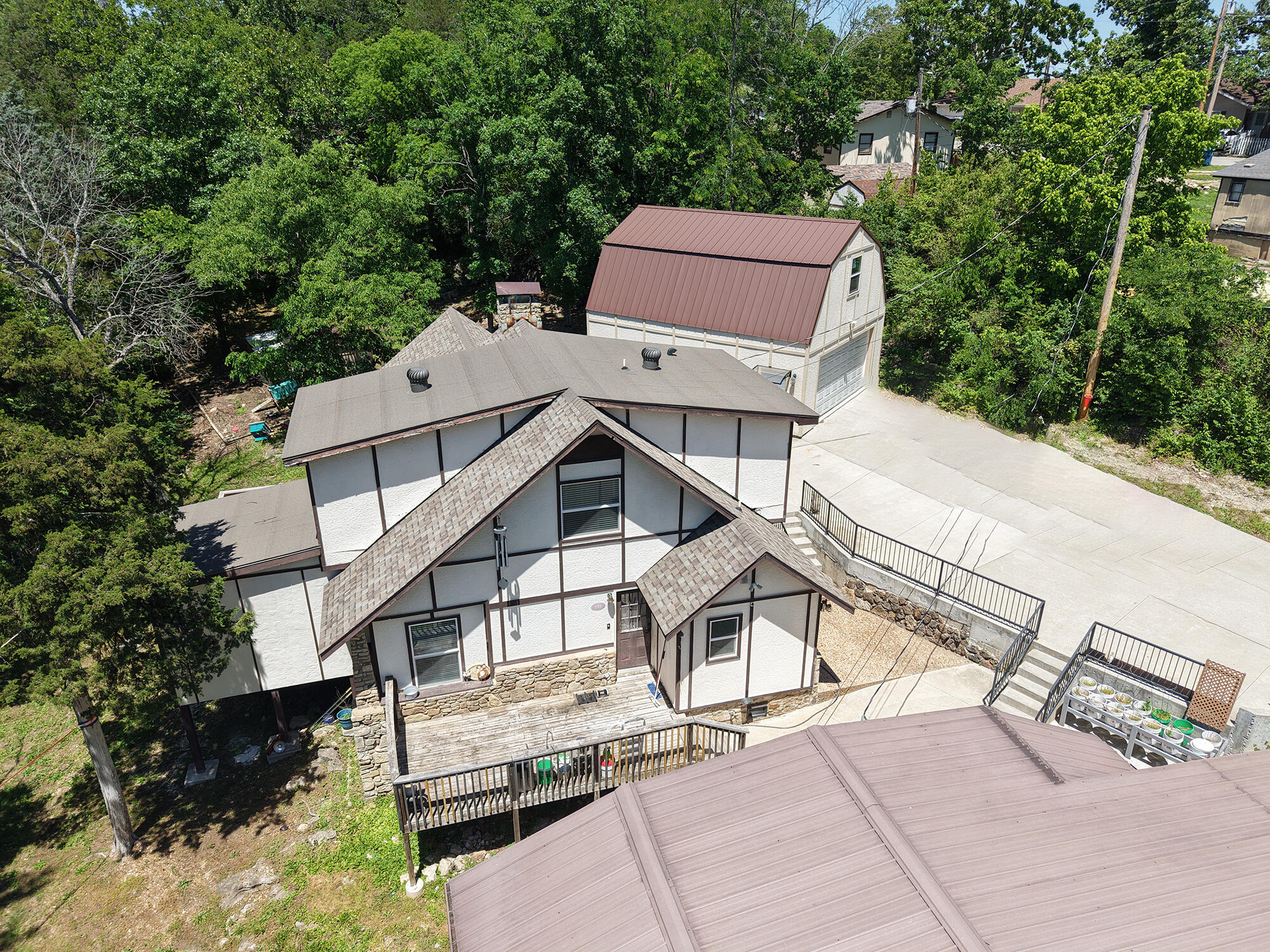 731 & 729 Knox Avenue Property Photo 64