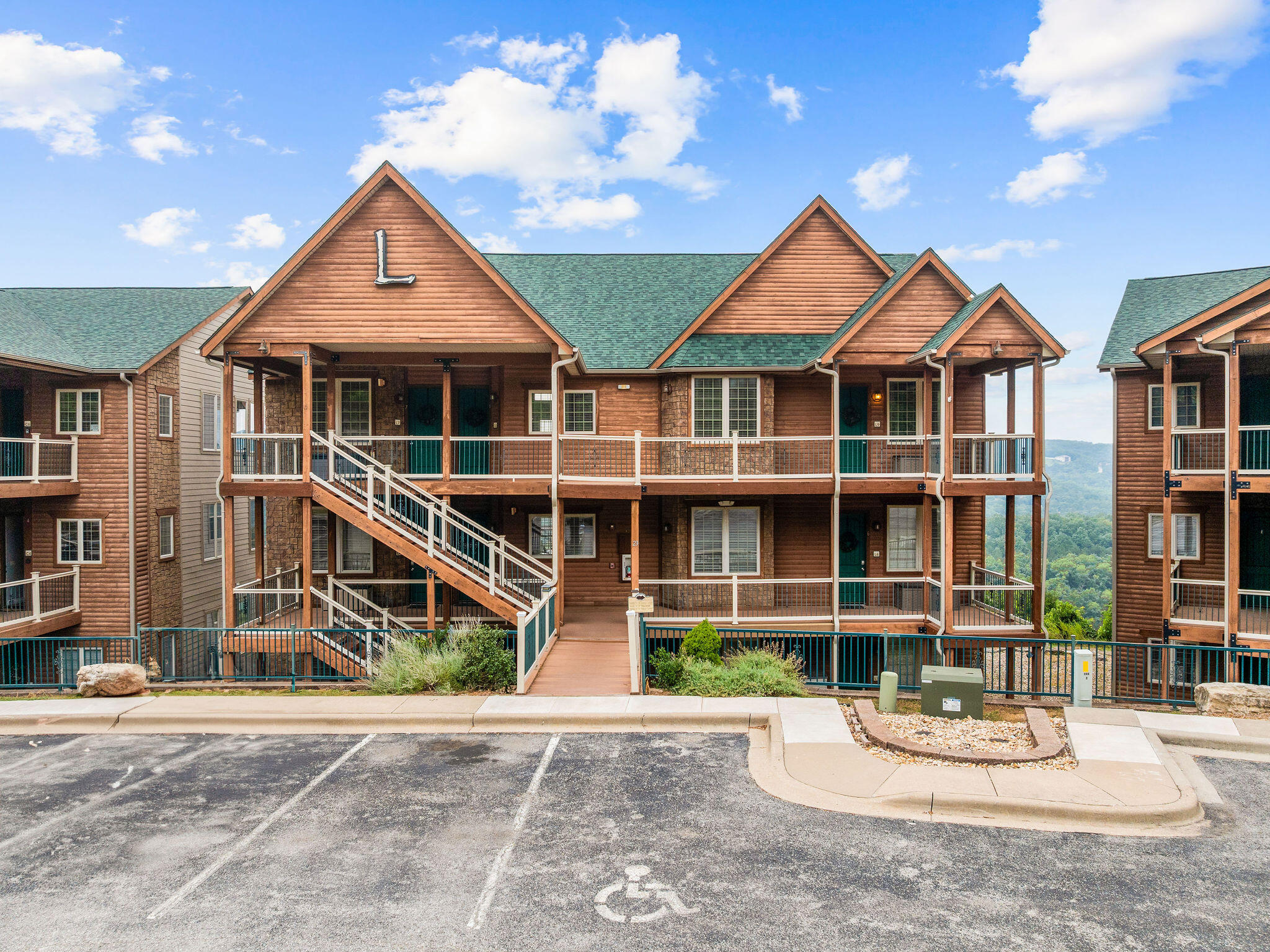 23 Stone Cliff Circle Property Photo 10