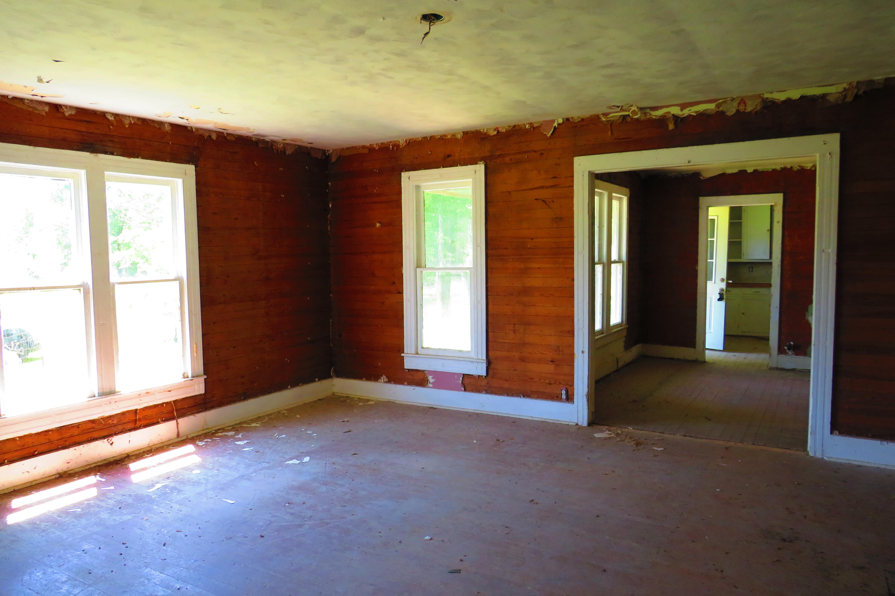503 North Nettleton Avenue Property Photo 15
