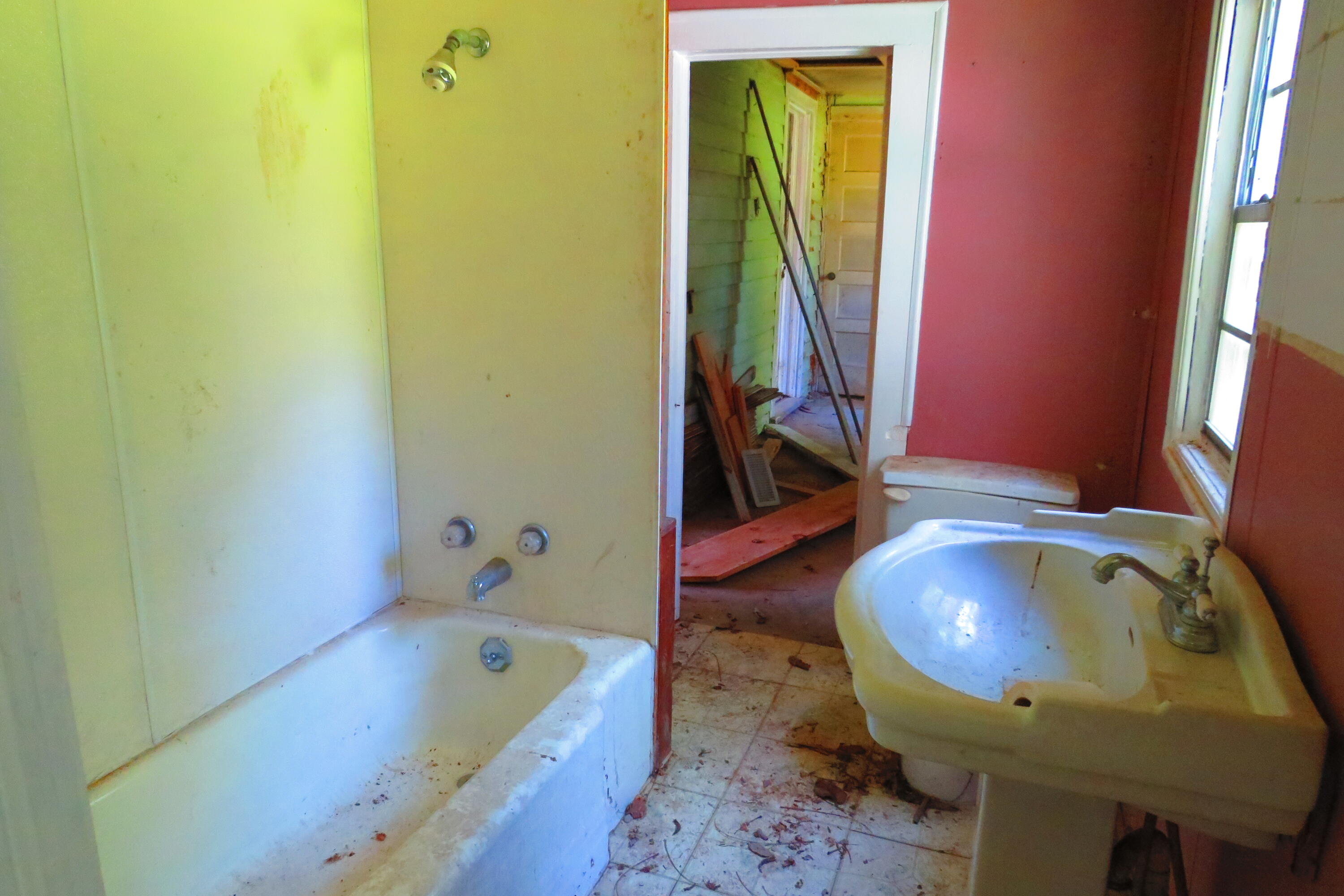 503 North Nettleton Avenue Property Photo 21