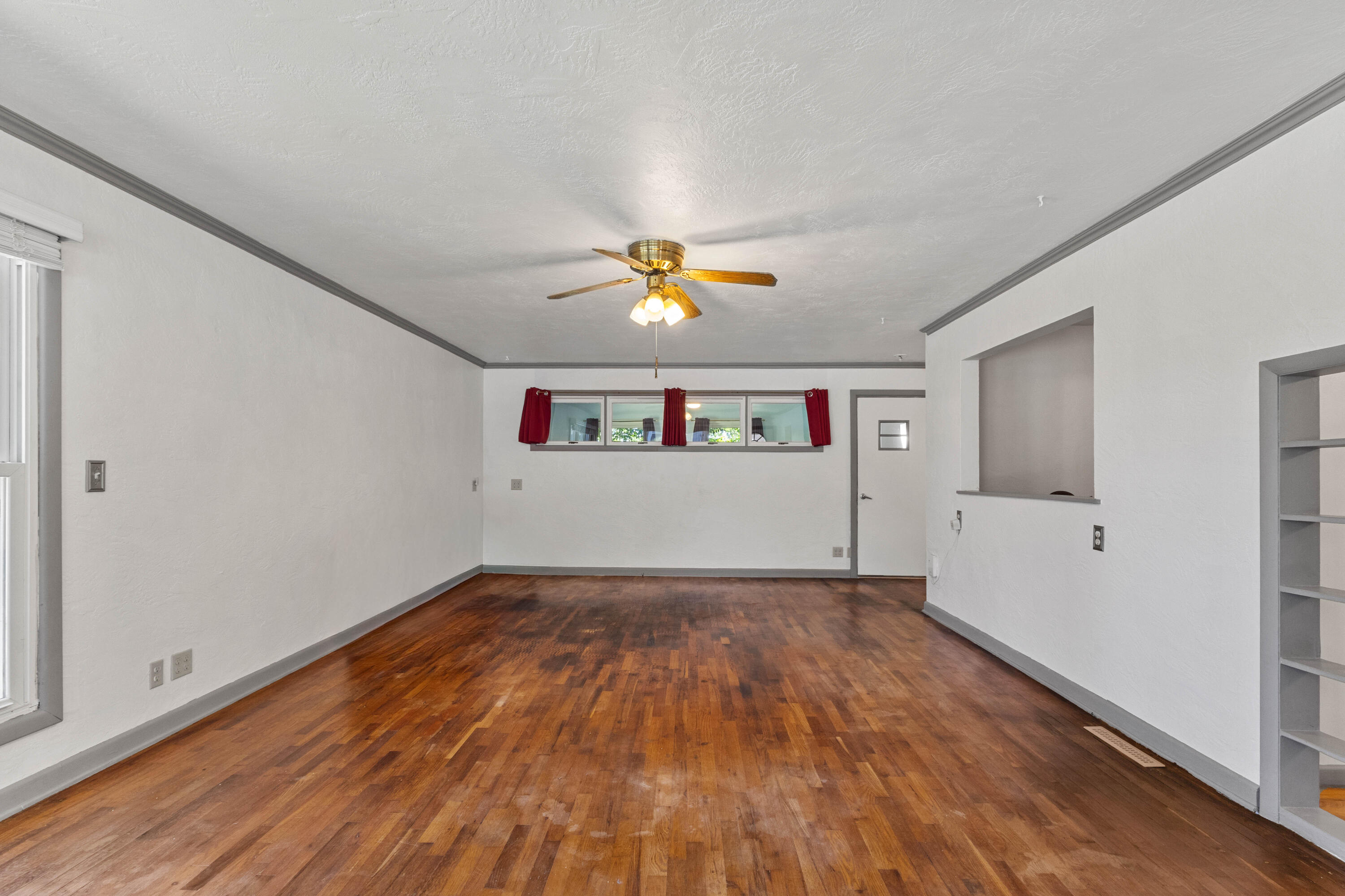 218 North 4th Street Property Photo 6