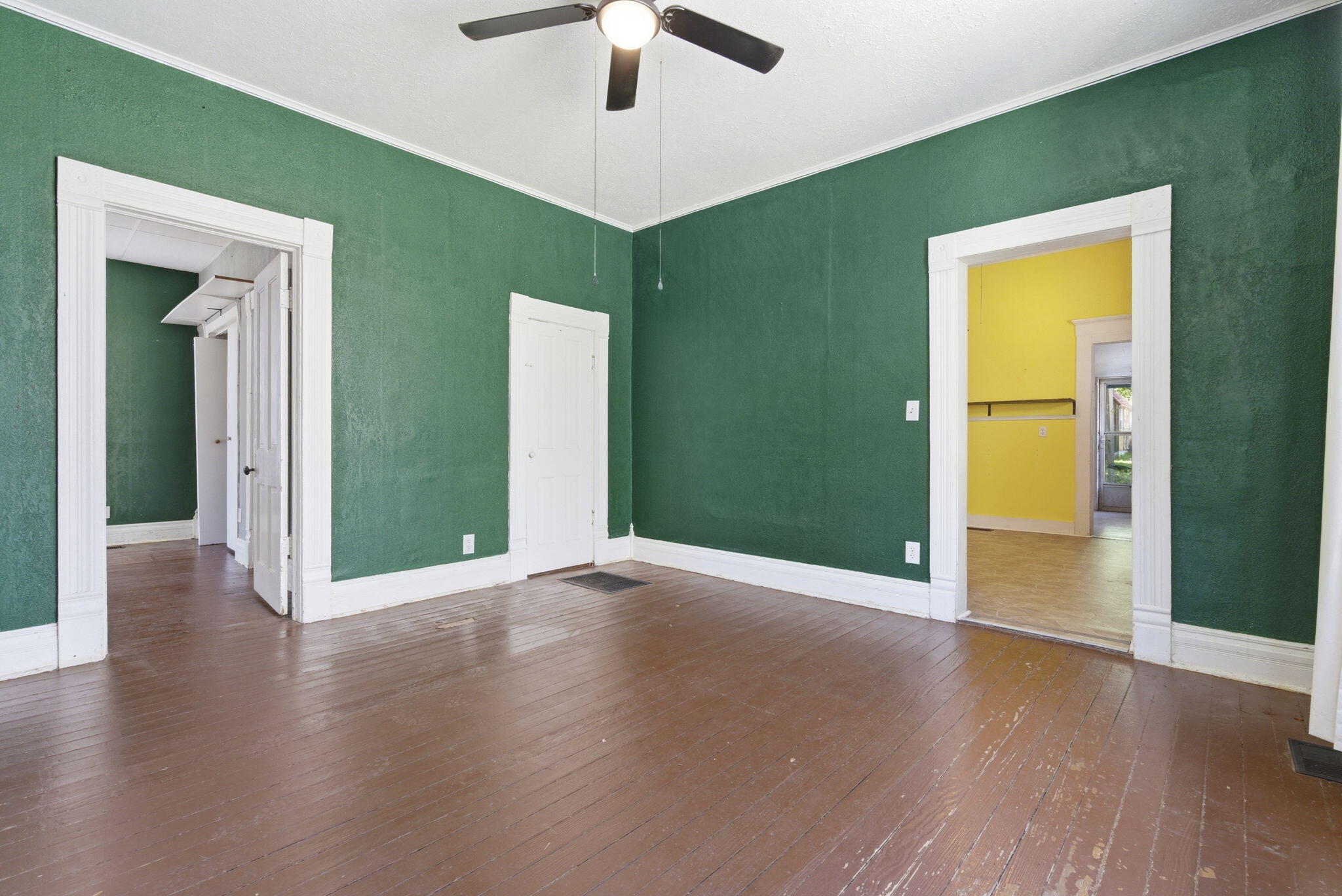 822 West Scott Street Property Photo 7