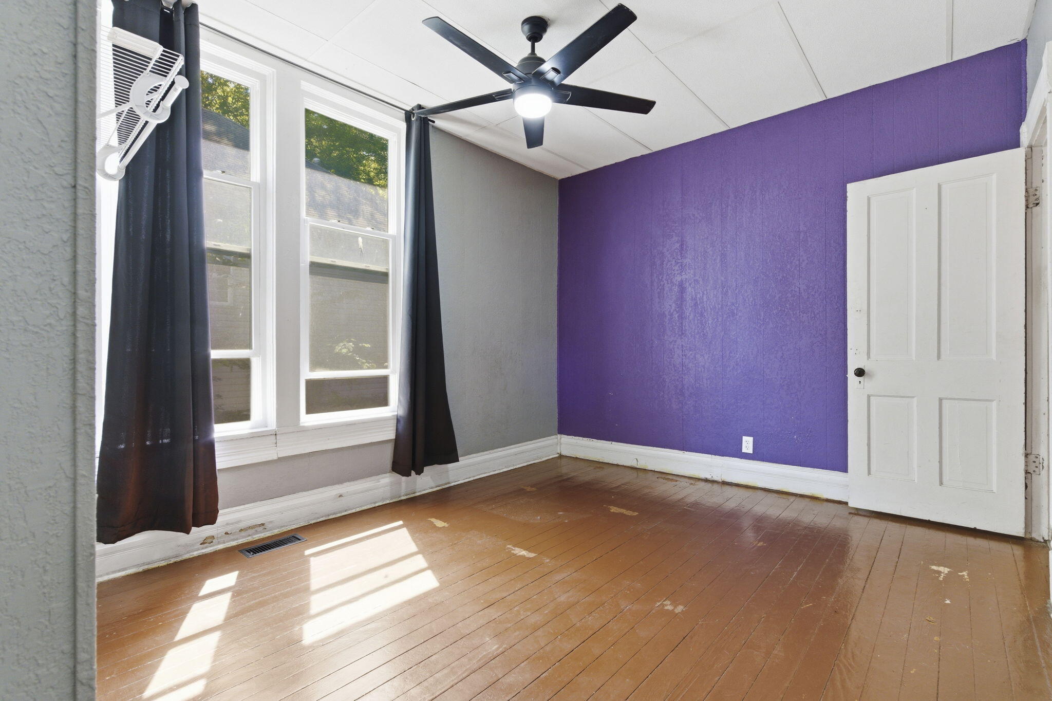 822 West Scott Street Property Photo 11