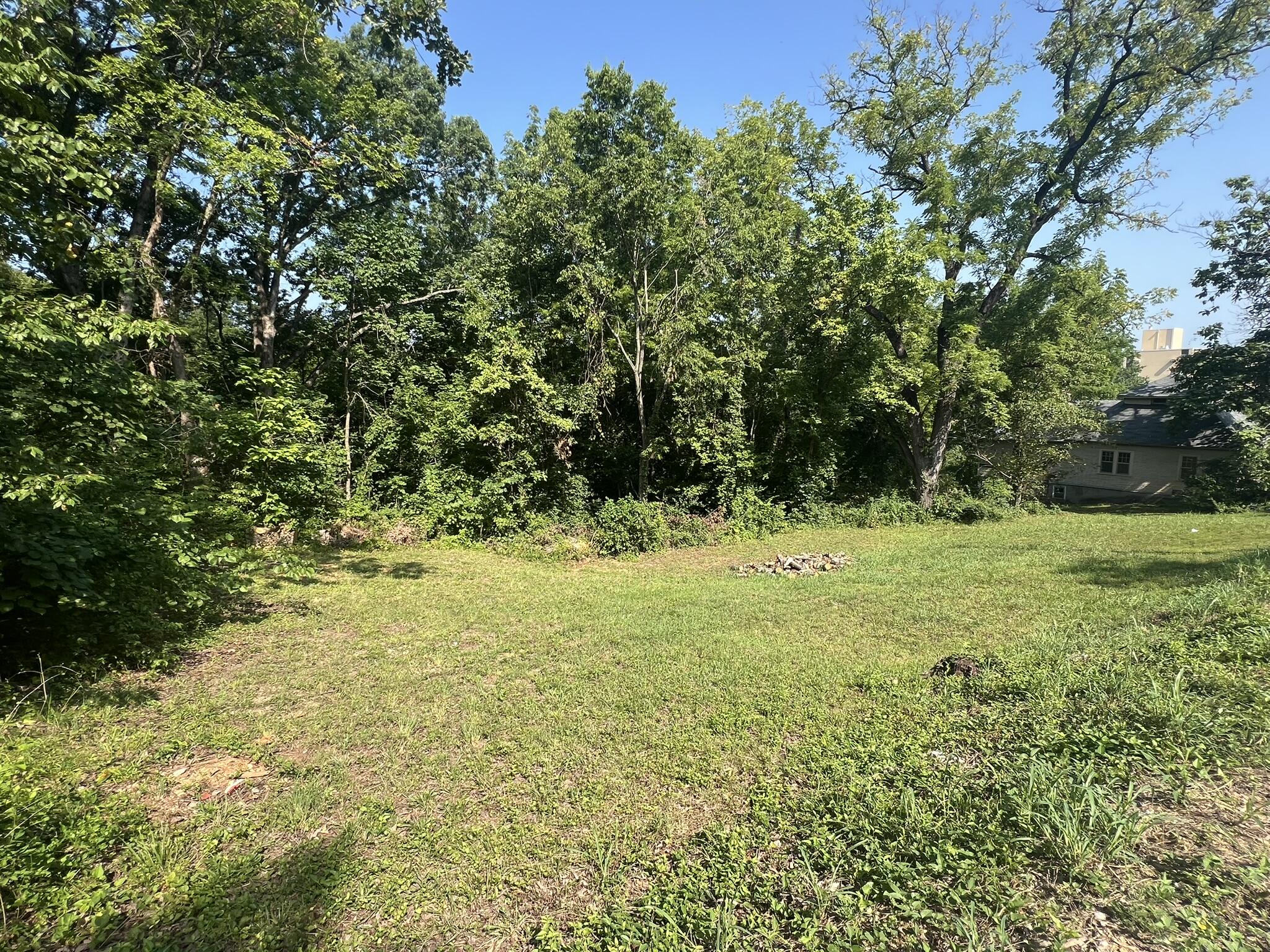 505 South Aid Avenue Property Photo 3