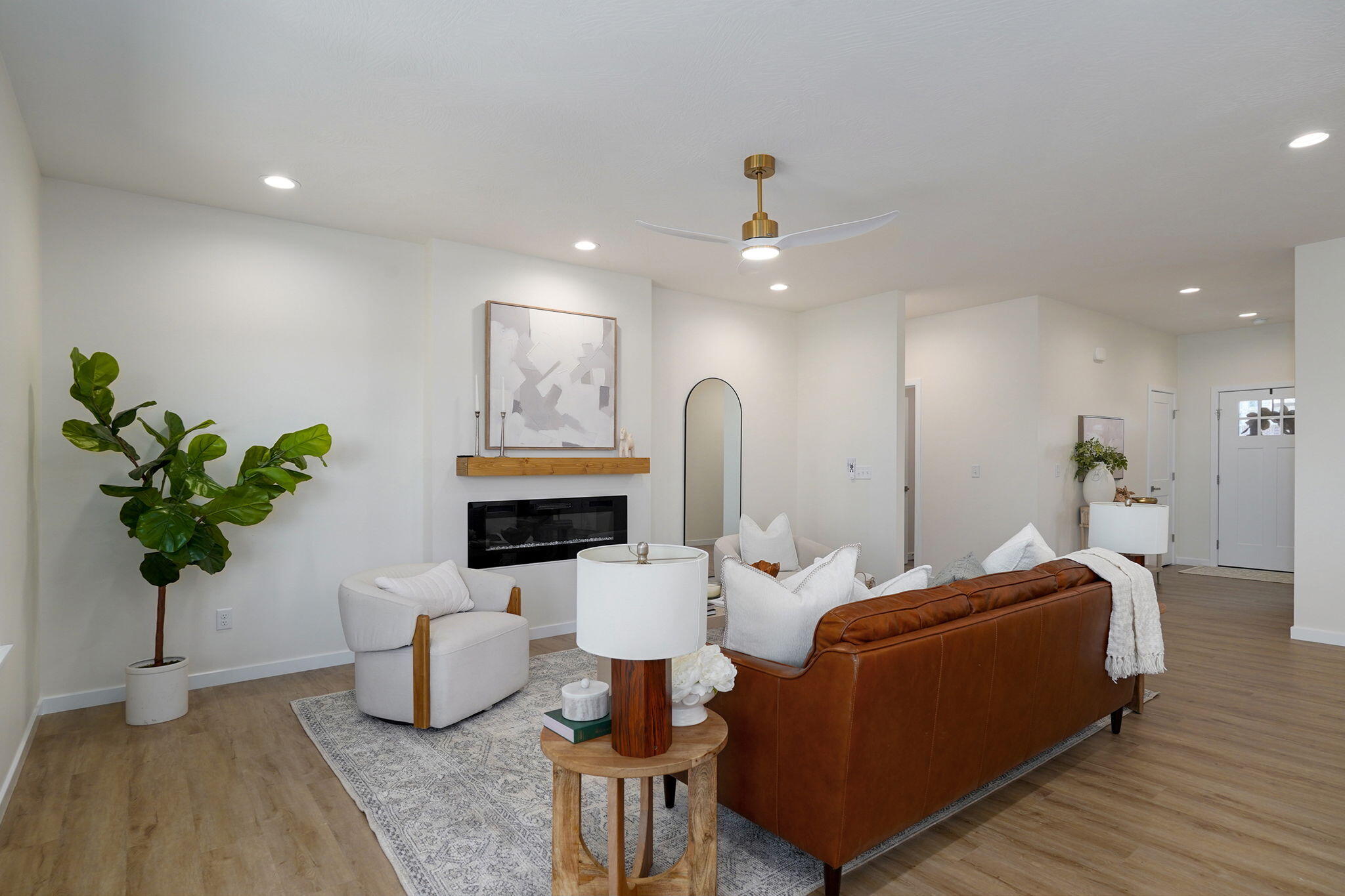 1209 West Pebblebrooke Drive Property Photo 8